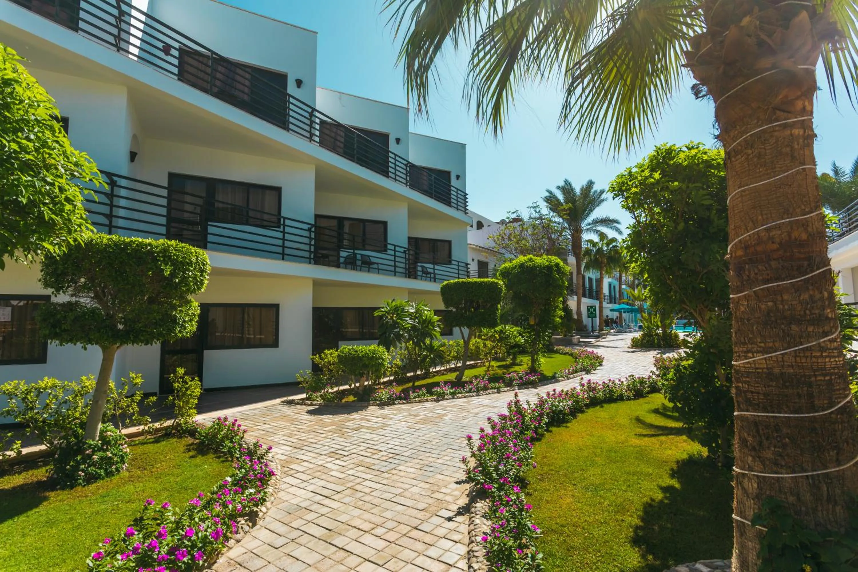 Facade/entrance in La Rosa Waves Beach - Couple & Families Only