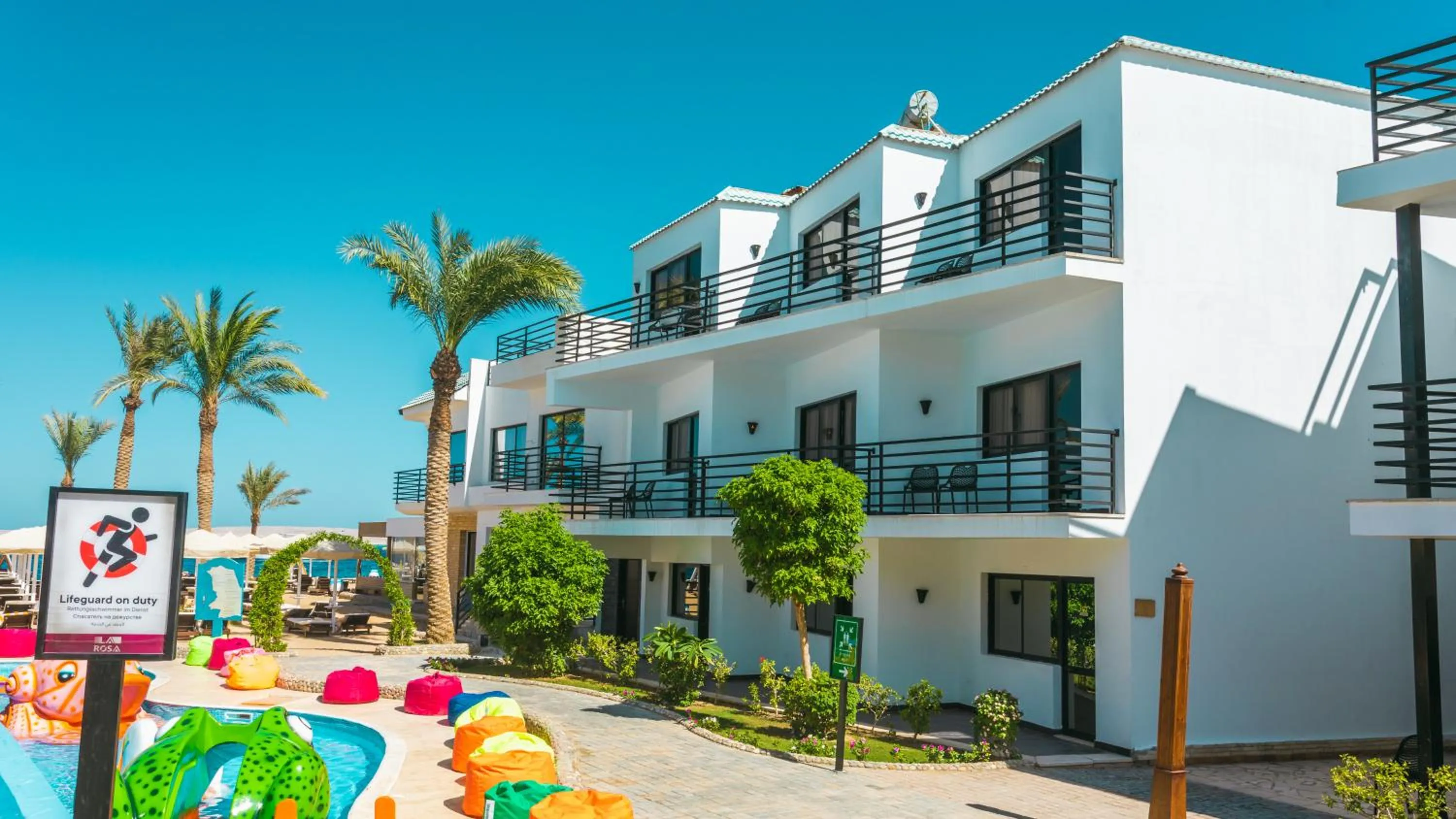 Property building in La Rosa Waves Beach - Couple & Families Only