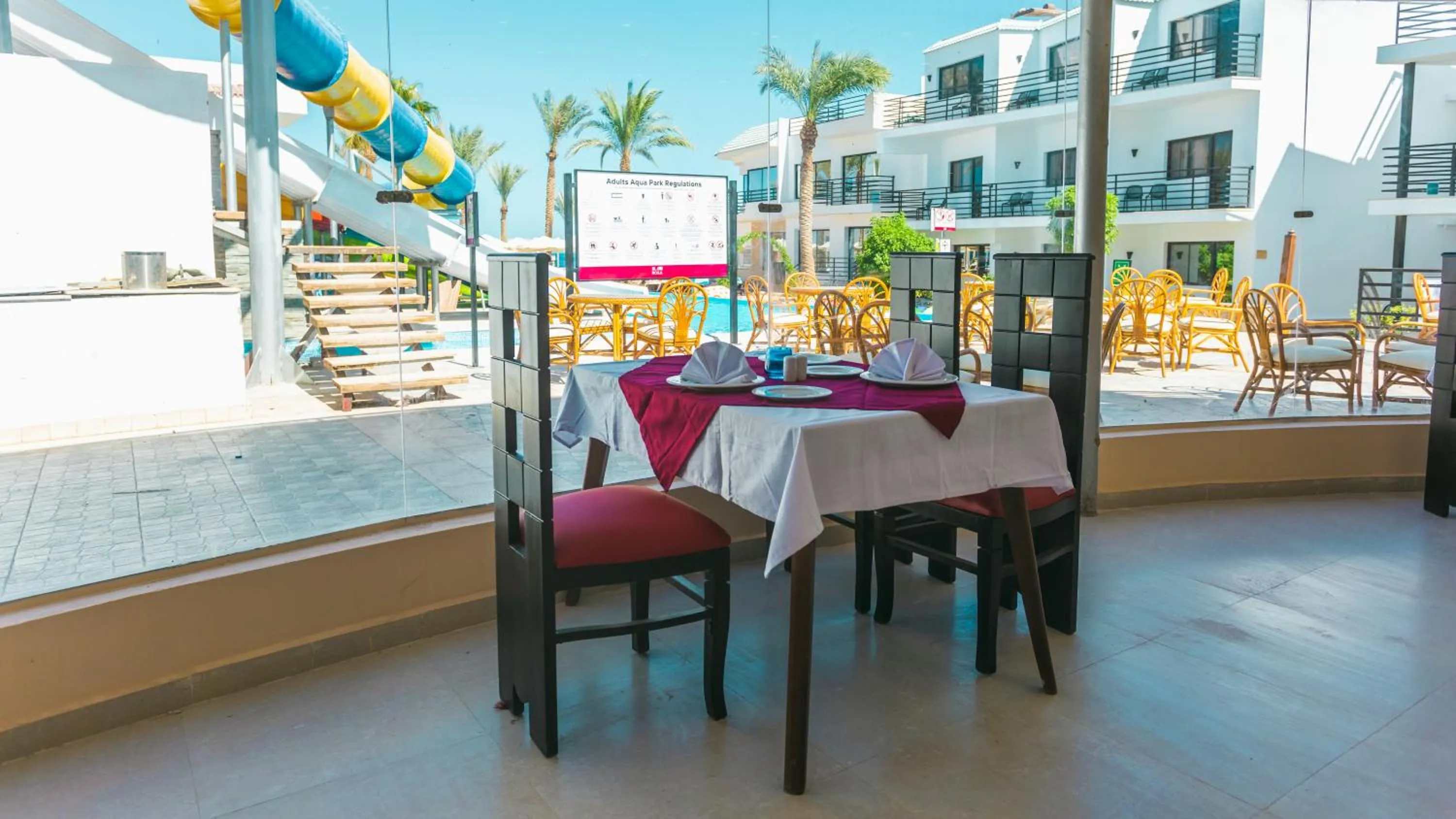 Dining area in La Rosa Waves Beach - Couple & Families Only