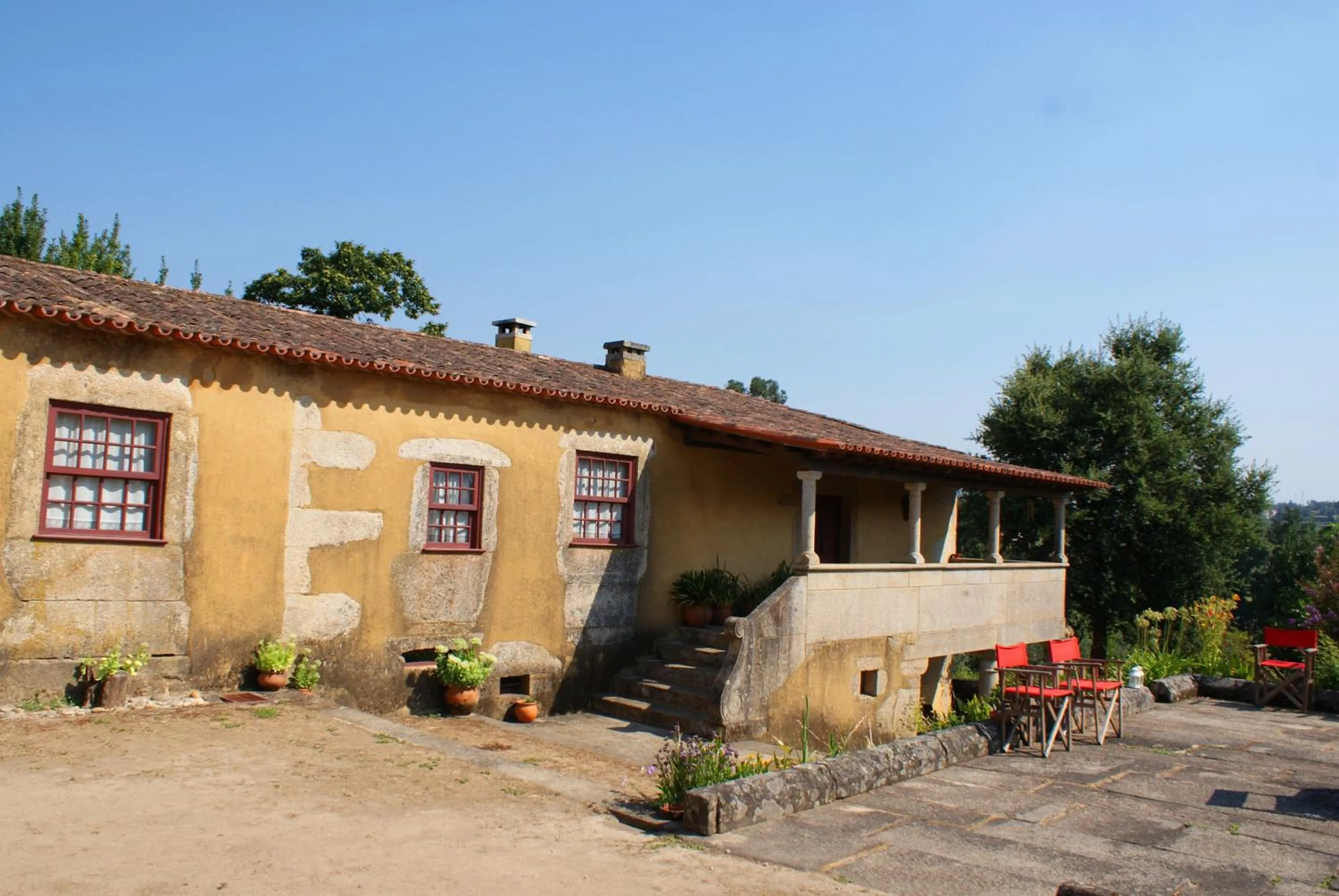 Facade/entrance in Quinta Da Agra