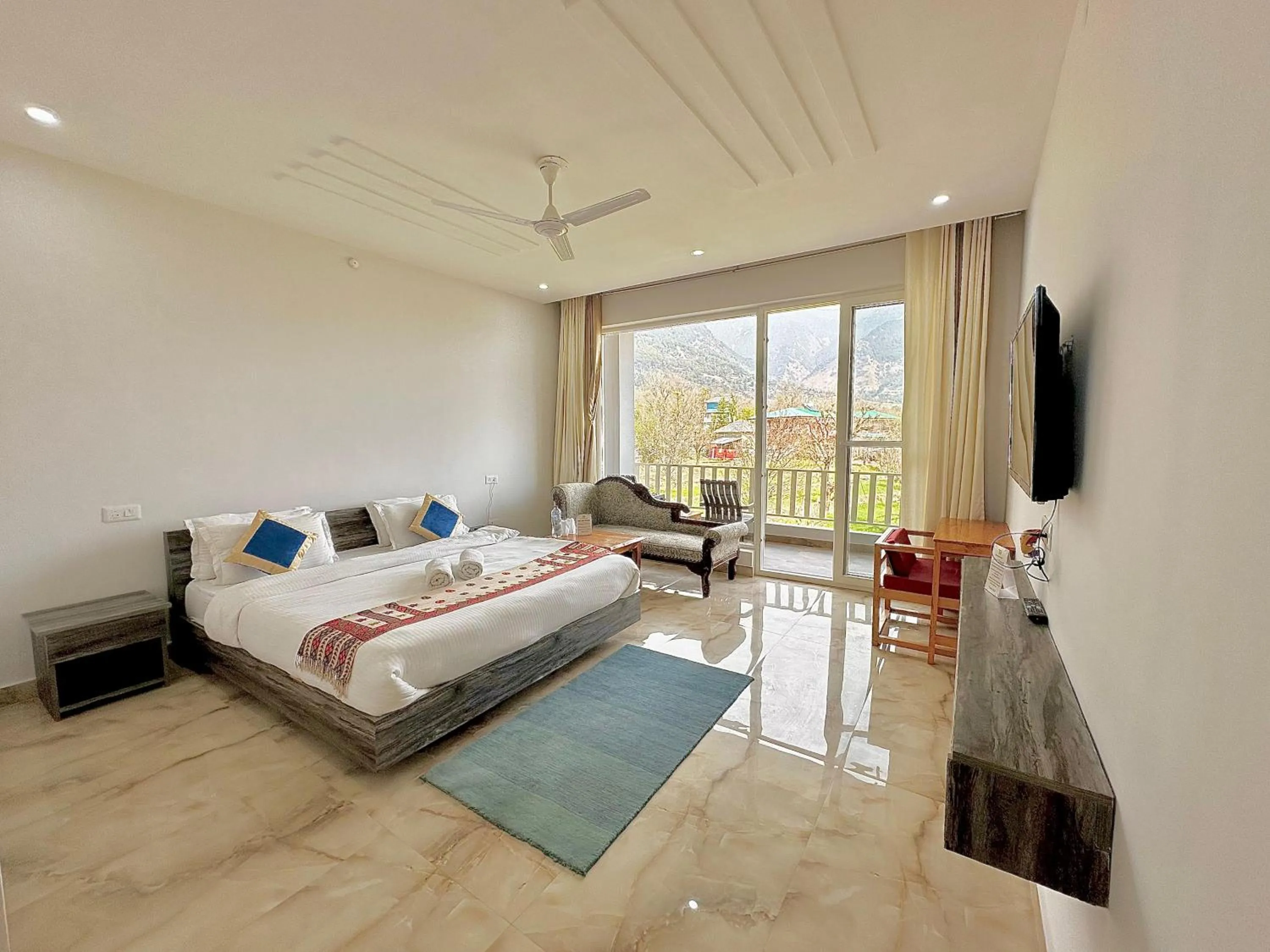 Living room, Bed in The Billing Health Resort