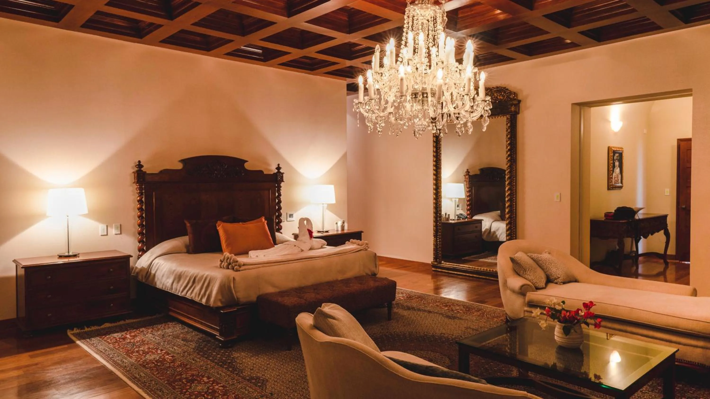 Bedroom, Bed in Hotel & Hacienda La Caravedo