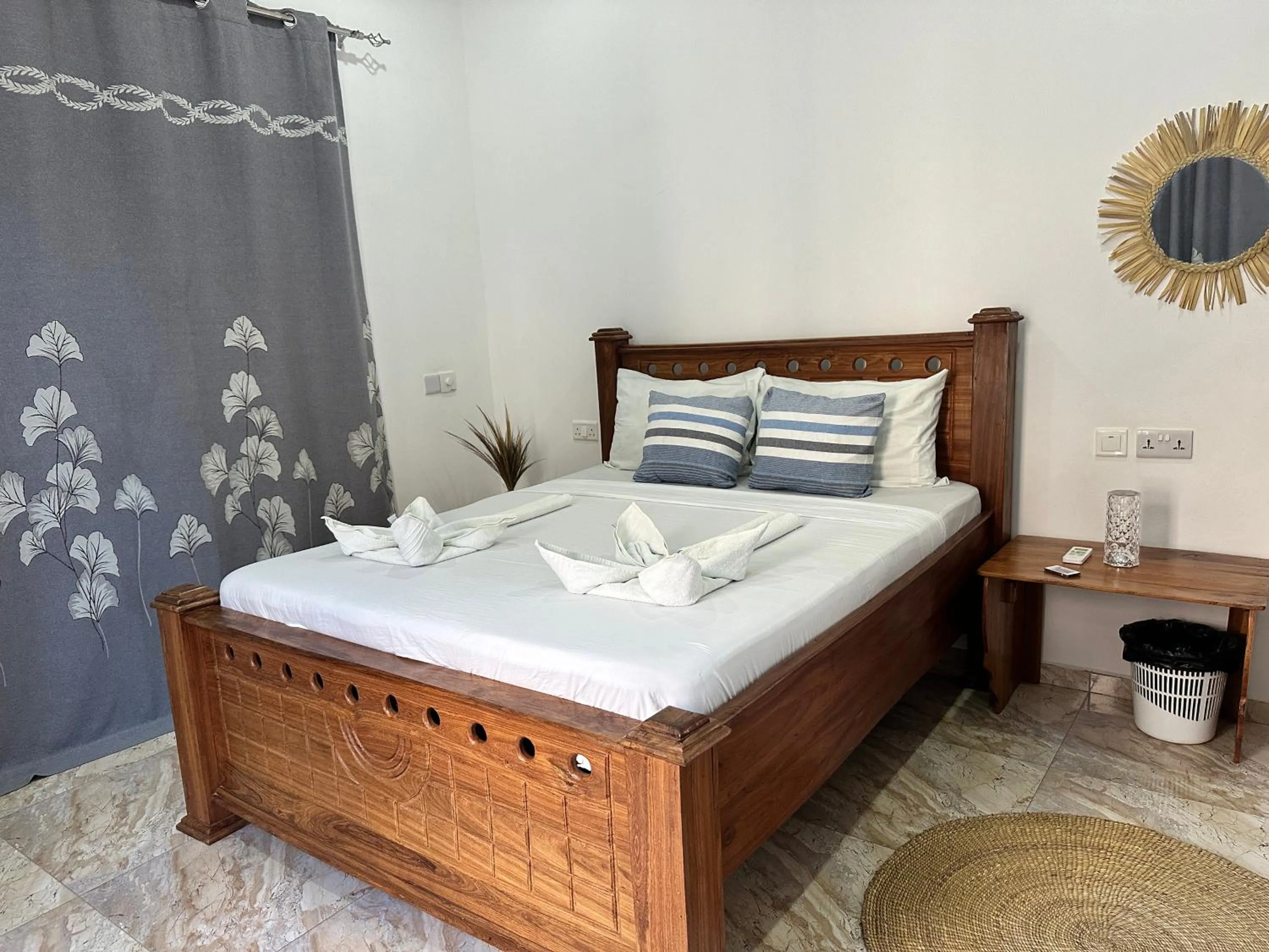 Bed in Reyna Resort By Cezere The Palm