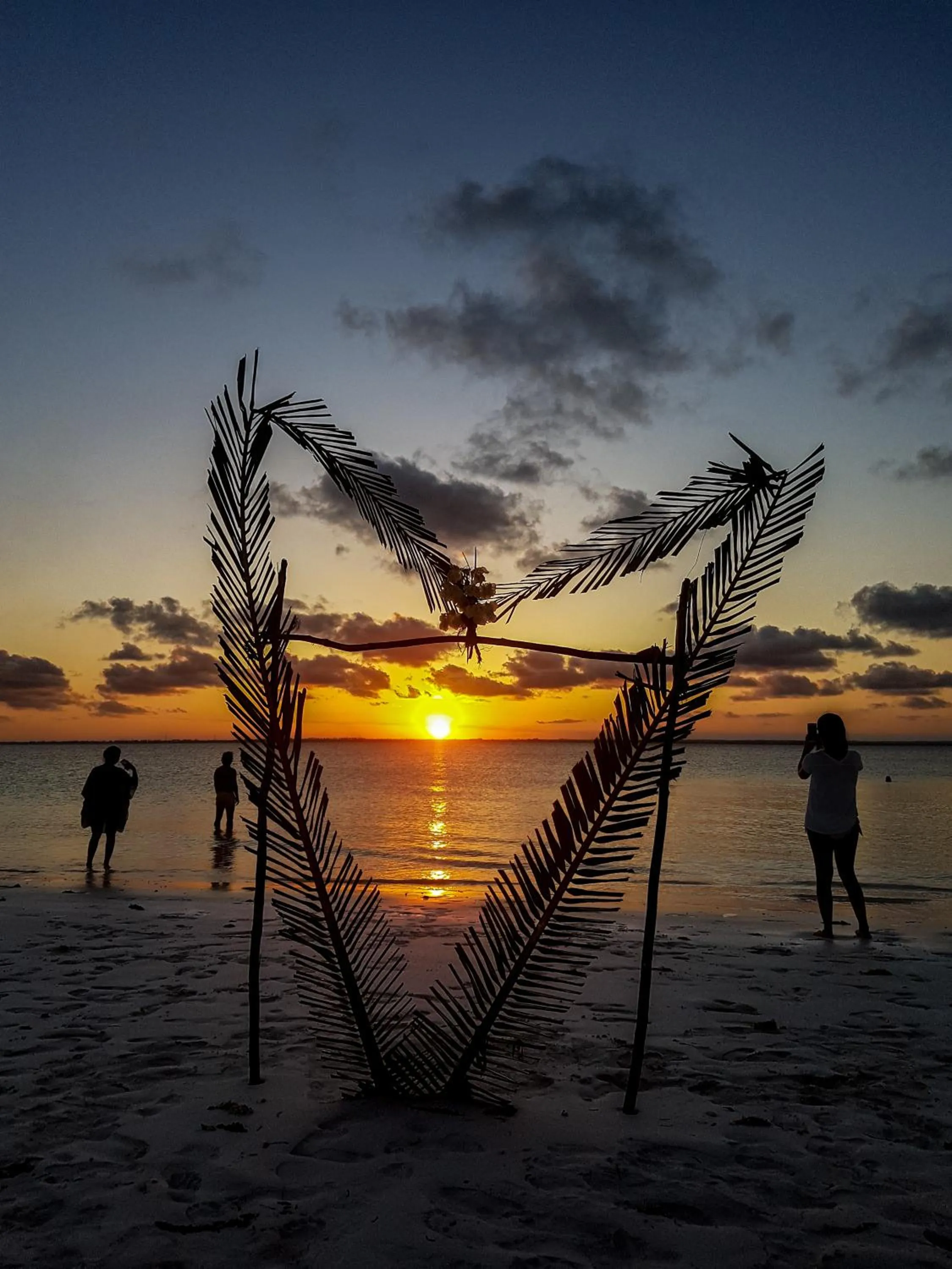 People in Reyna Resort By Cezere The Palm