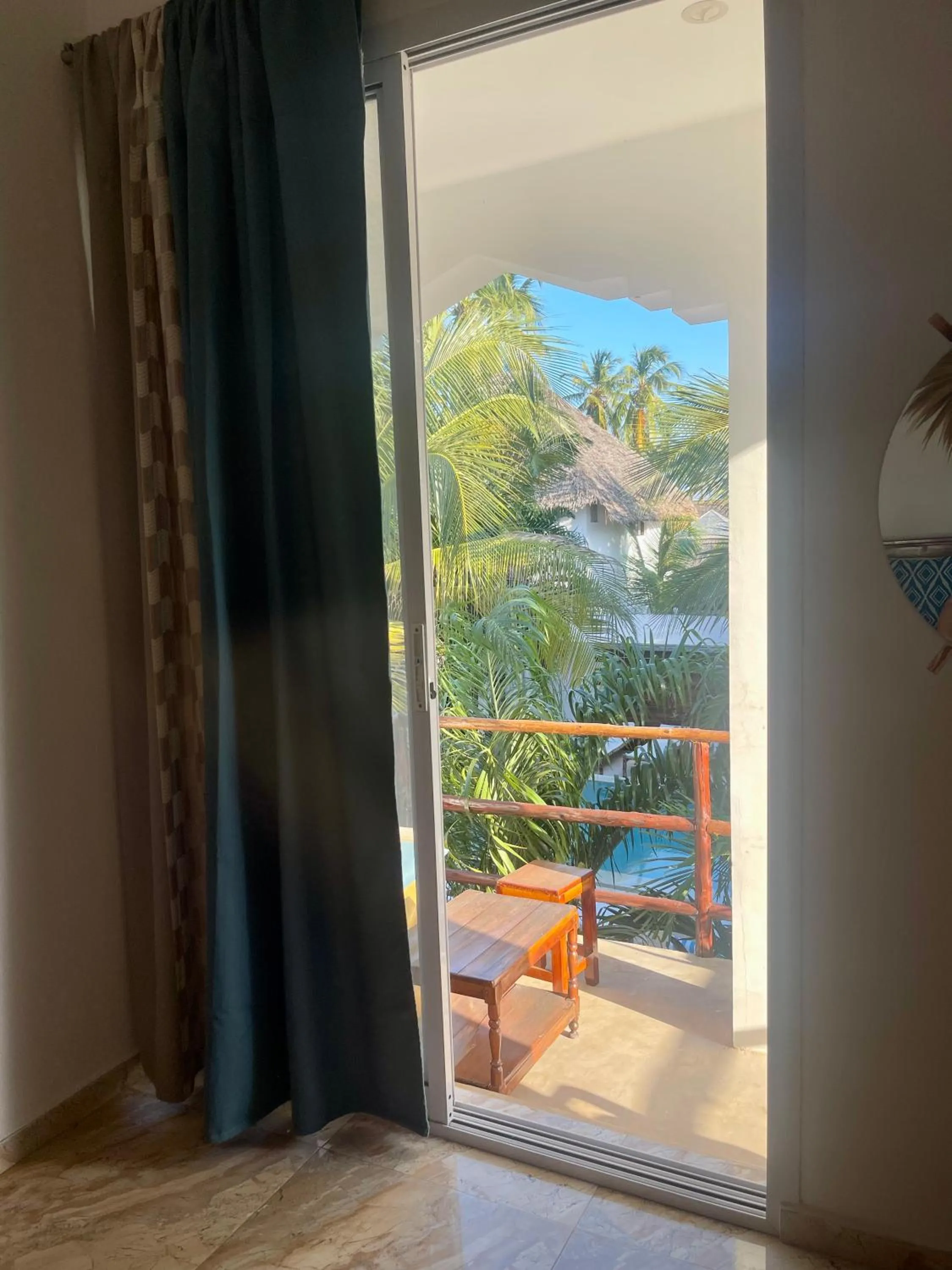 Day in Reyna Resort By Cezere The Palm