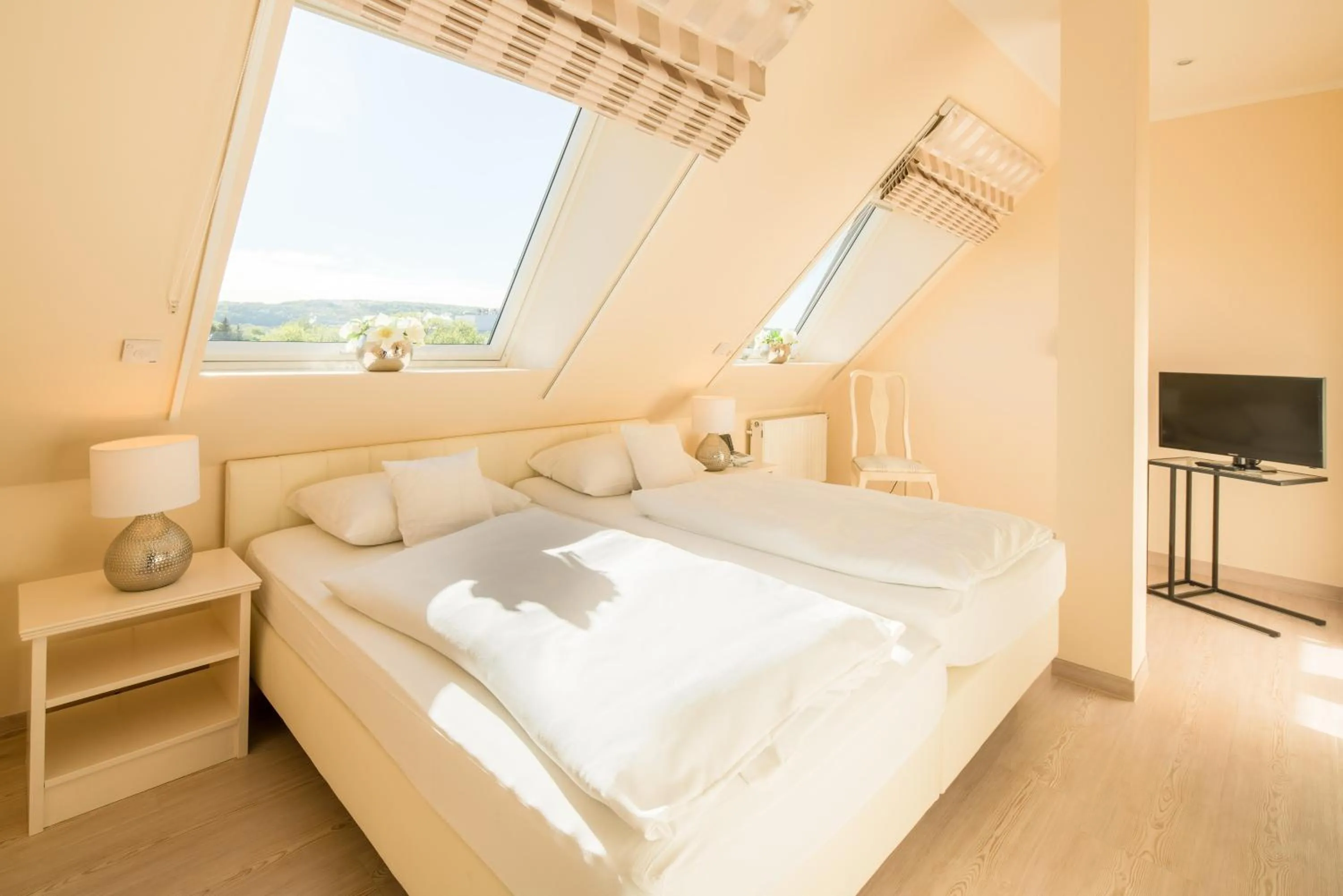 Bed in Trip Inn Hotel Astoria