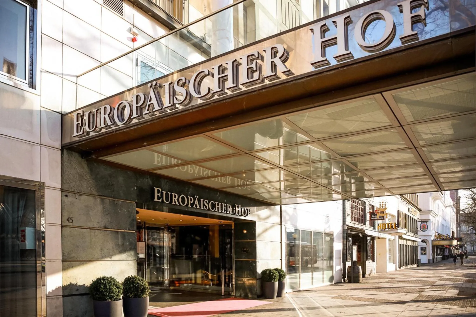 Property building in Hotel Europäischer Hof Hamburg