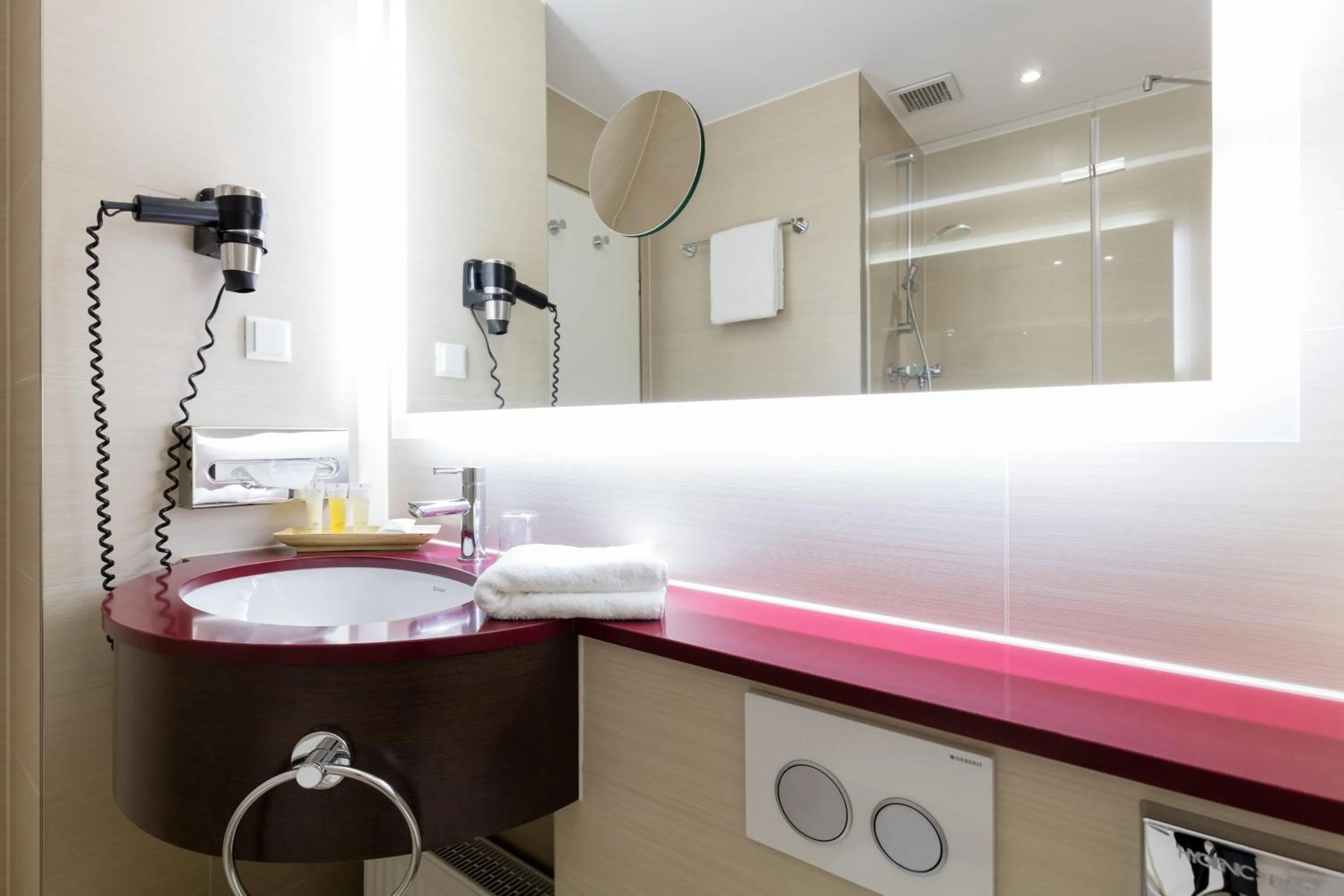 Property building in Hotel Europäischer Hof Hamburg