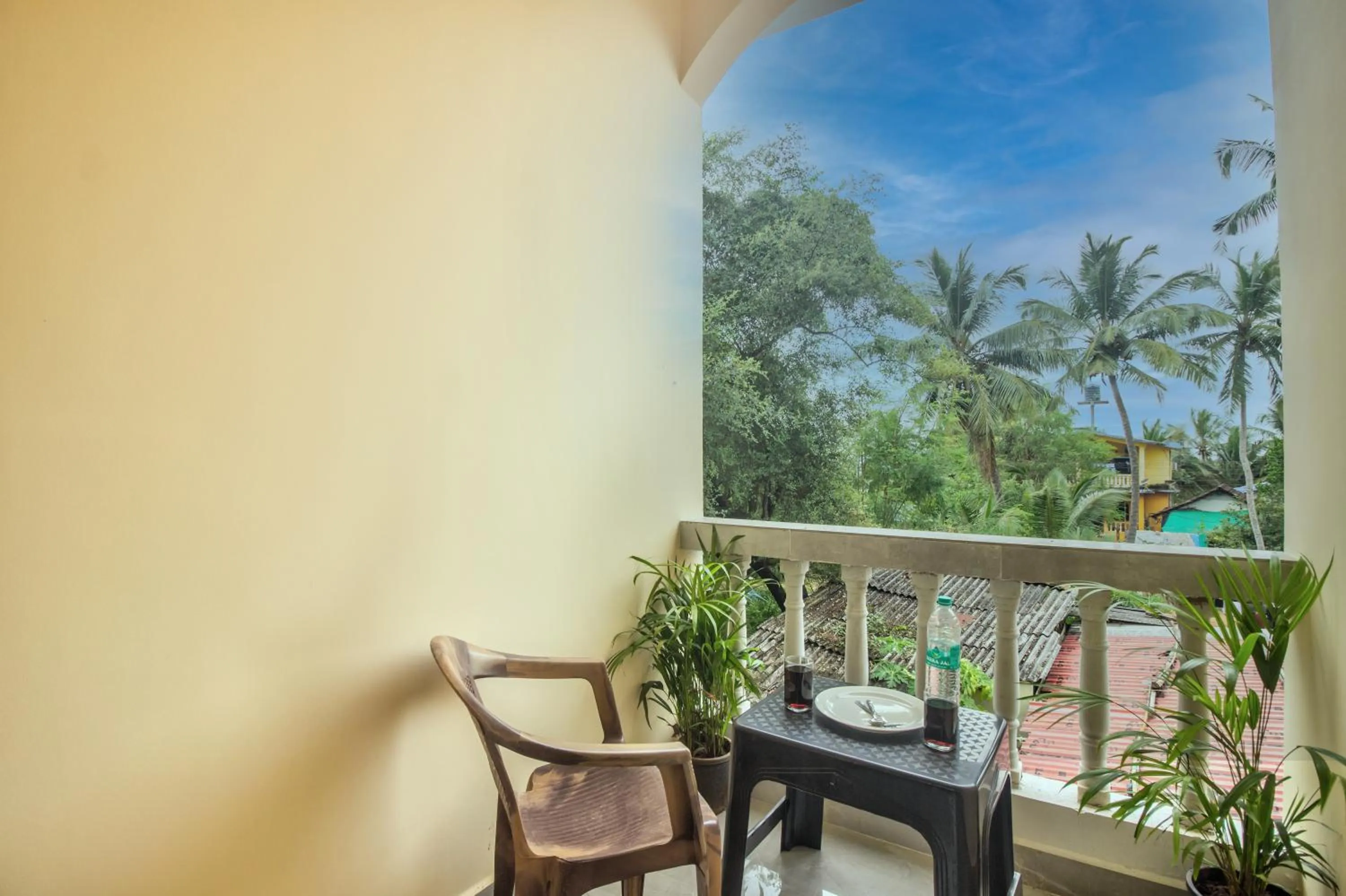 Day in Crystal Bay Baga