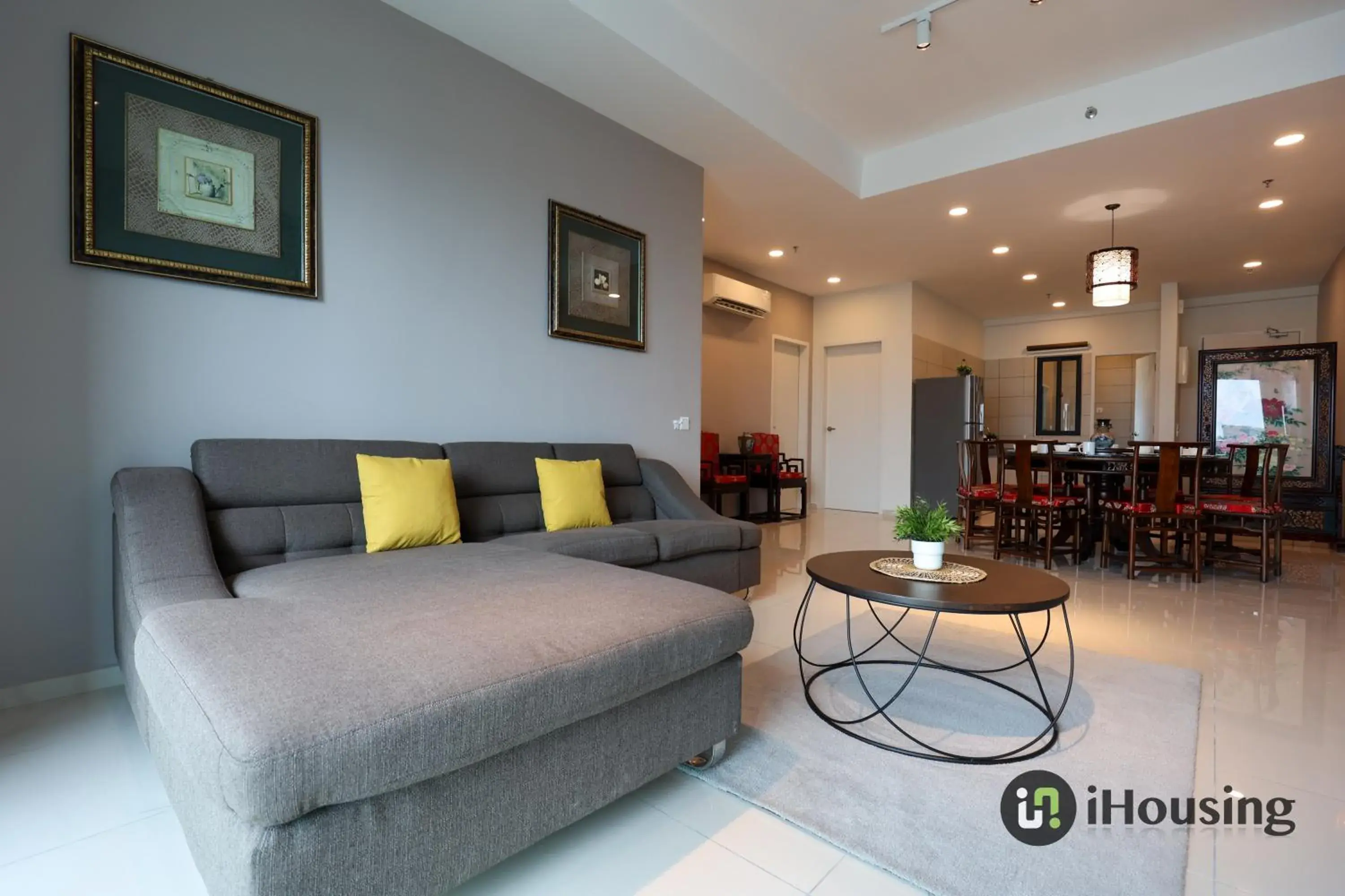 Three-Bedroom Apartment in Ong Kim Wee Residence Melaka By I Housing Three-Bedroom Apartment in Ong Kim Wee Residence Melaka By I Housing