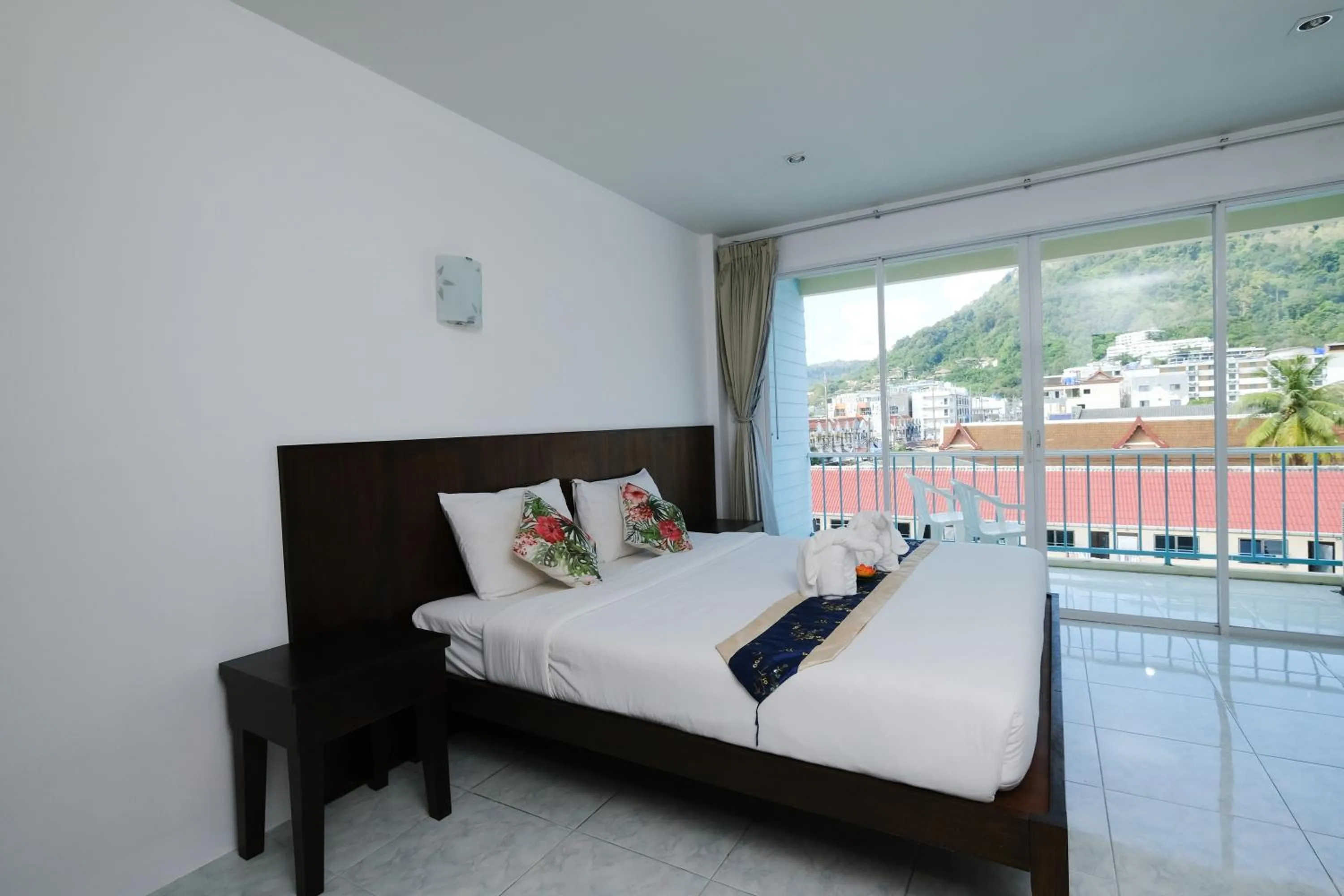 Bed in Kiwi Boutique Hotel