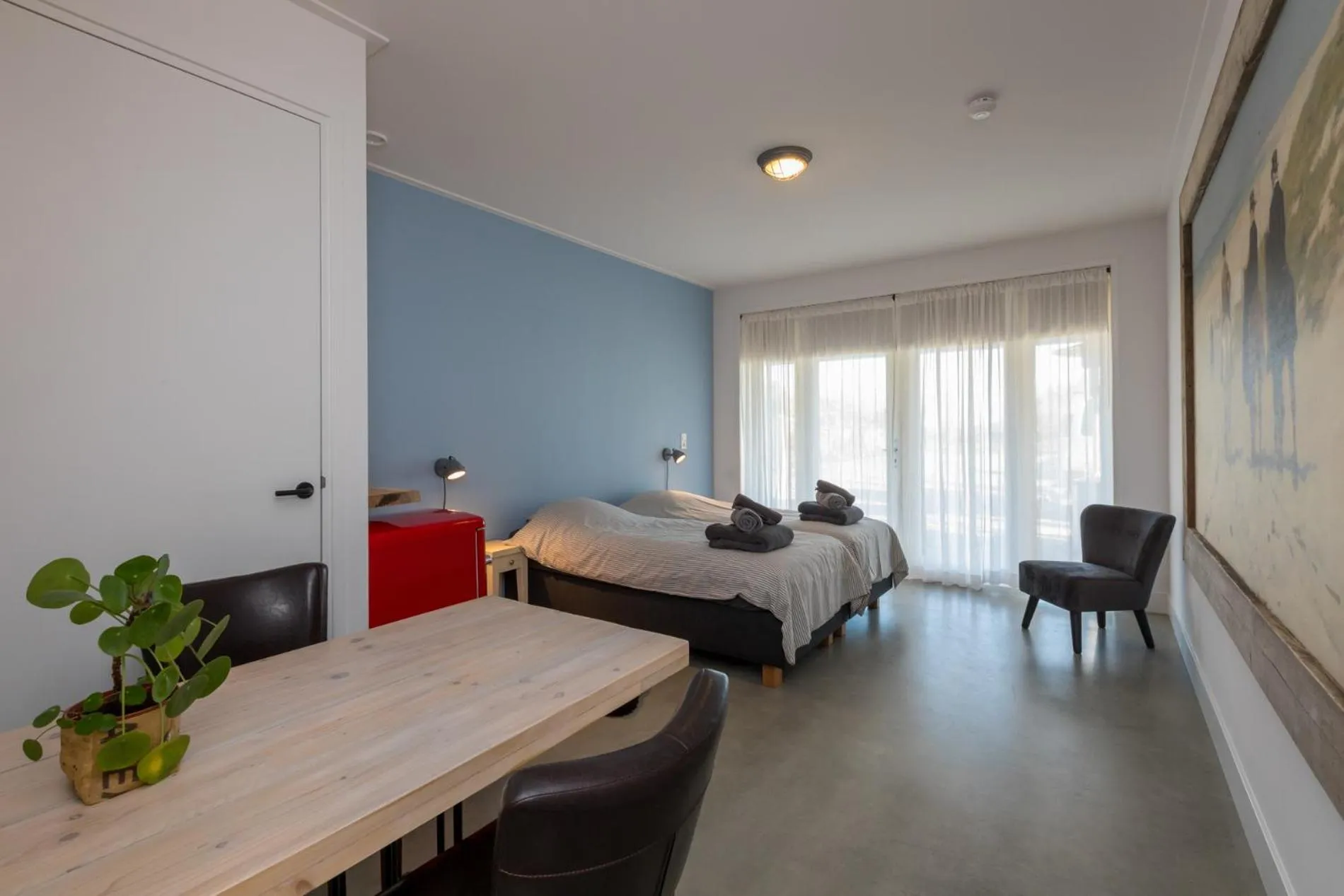 Photo of the whole room, Bed in Ride by the Sea Guesthouse