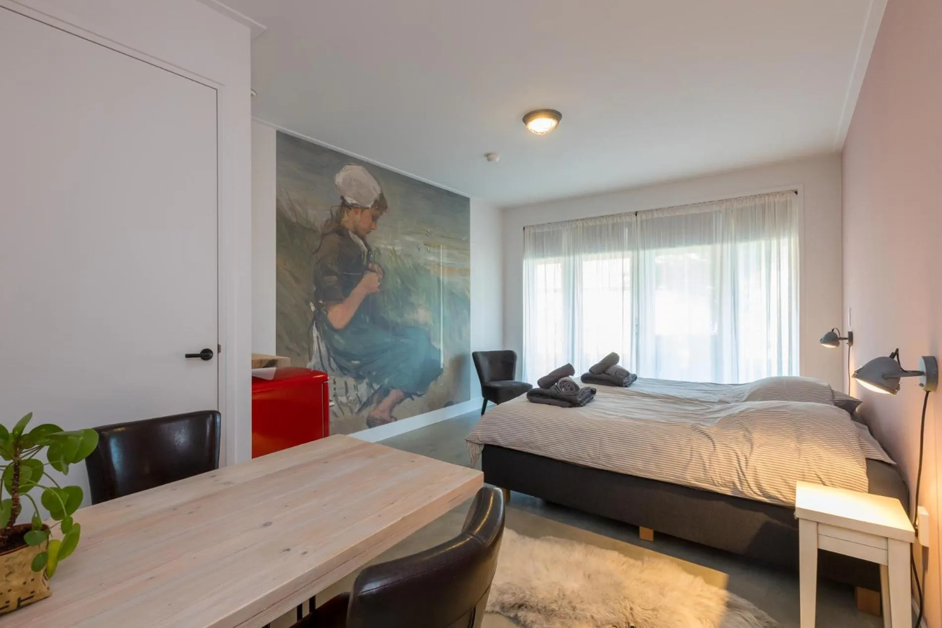 Photo of the whole room, Bed in Ride by the Sea Guesthouse