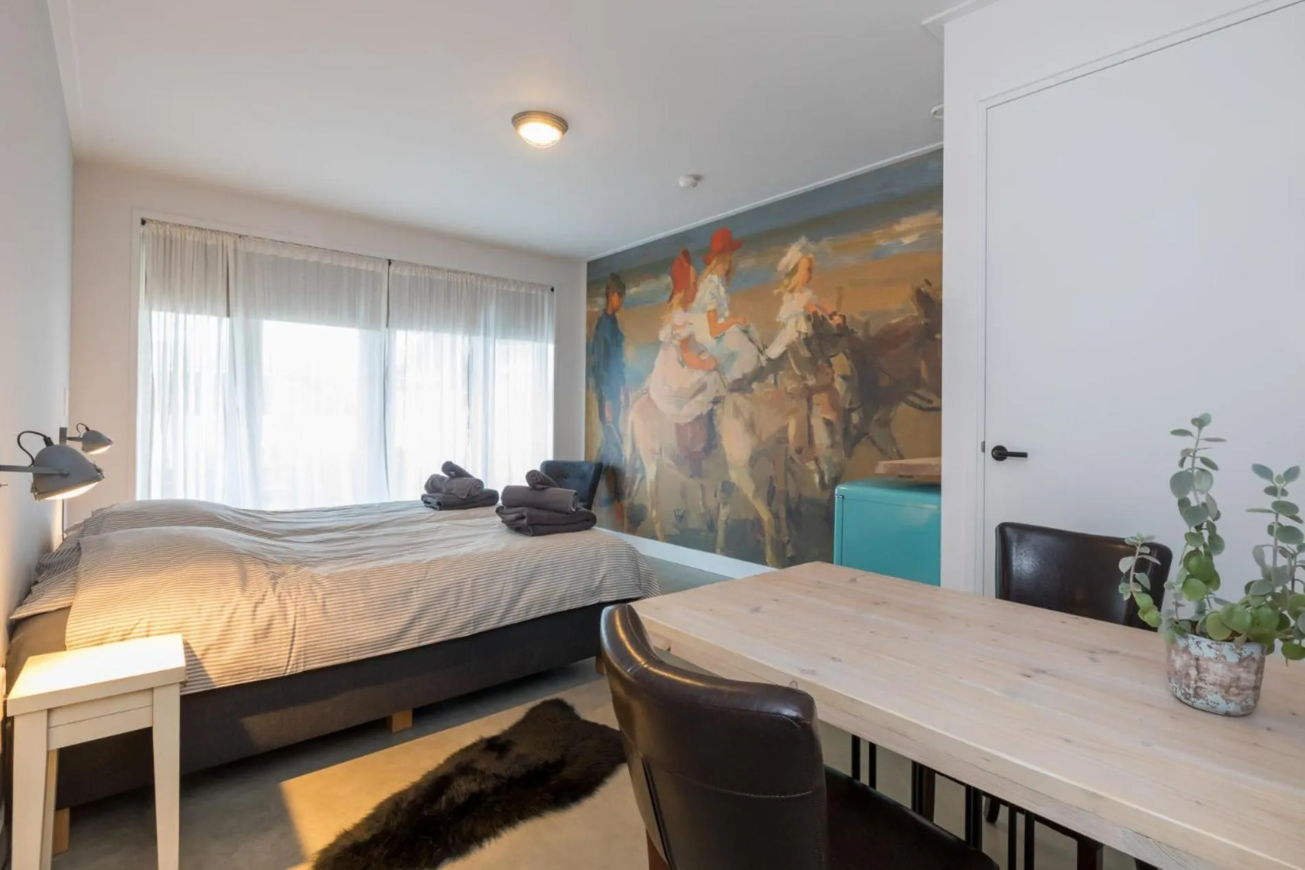 Photo of the whole room, Bed in Ride by the Sea Guesthouse