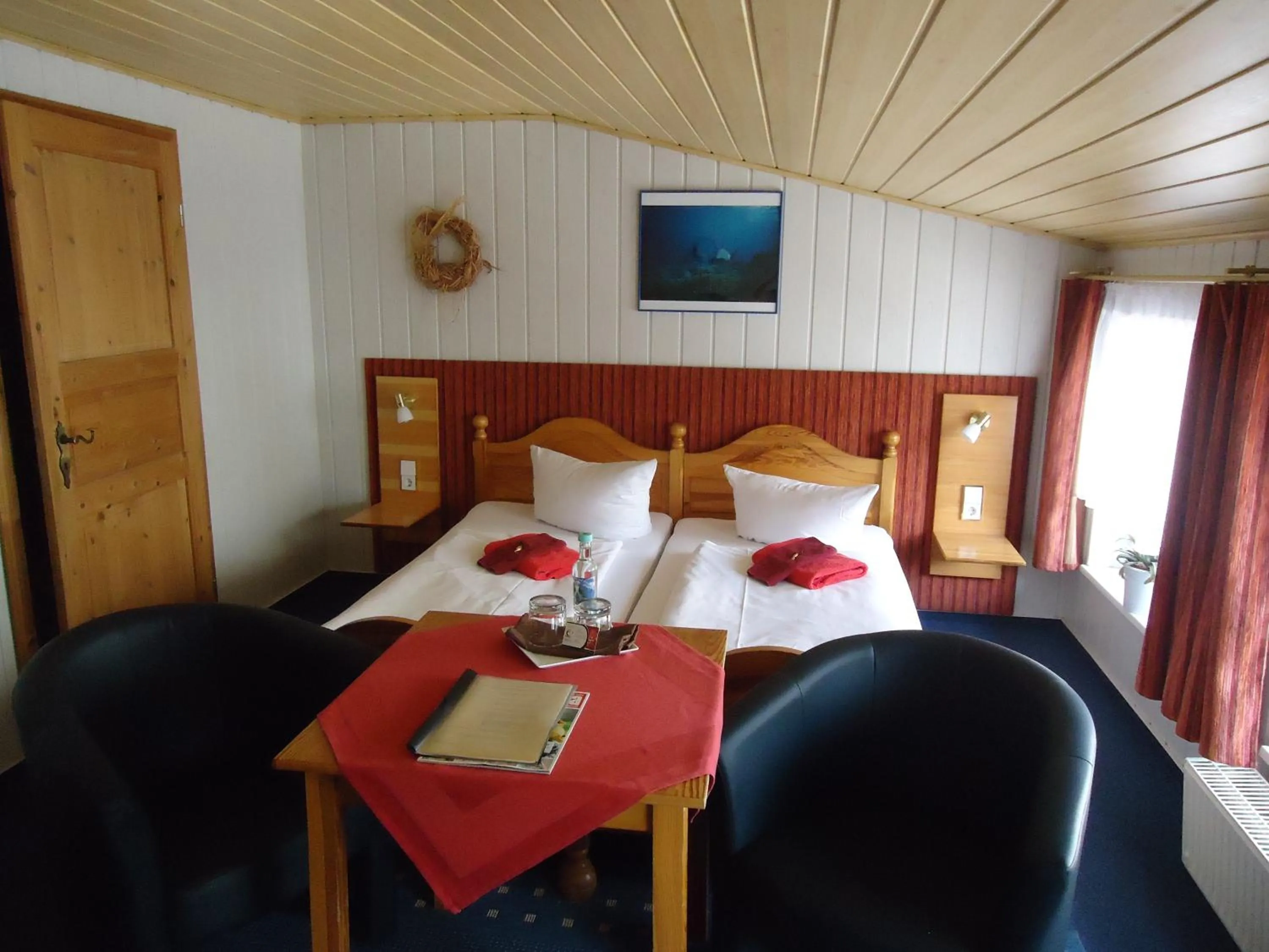 Photo of the whole room in Esprit Hotel