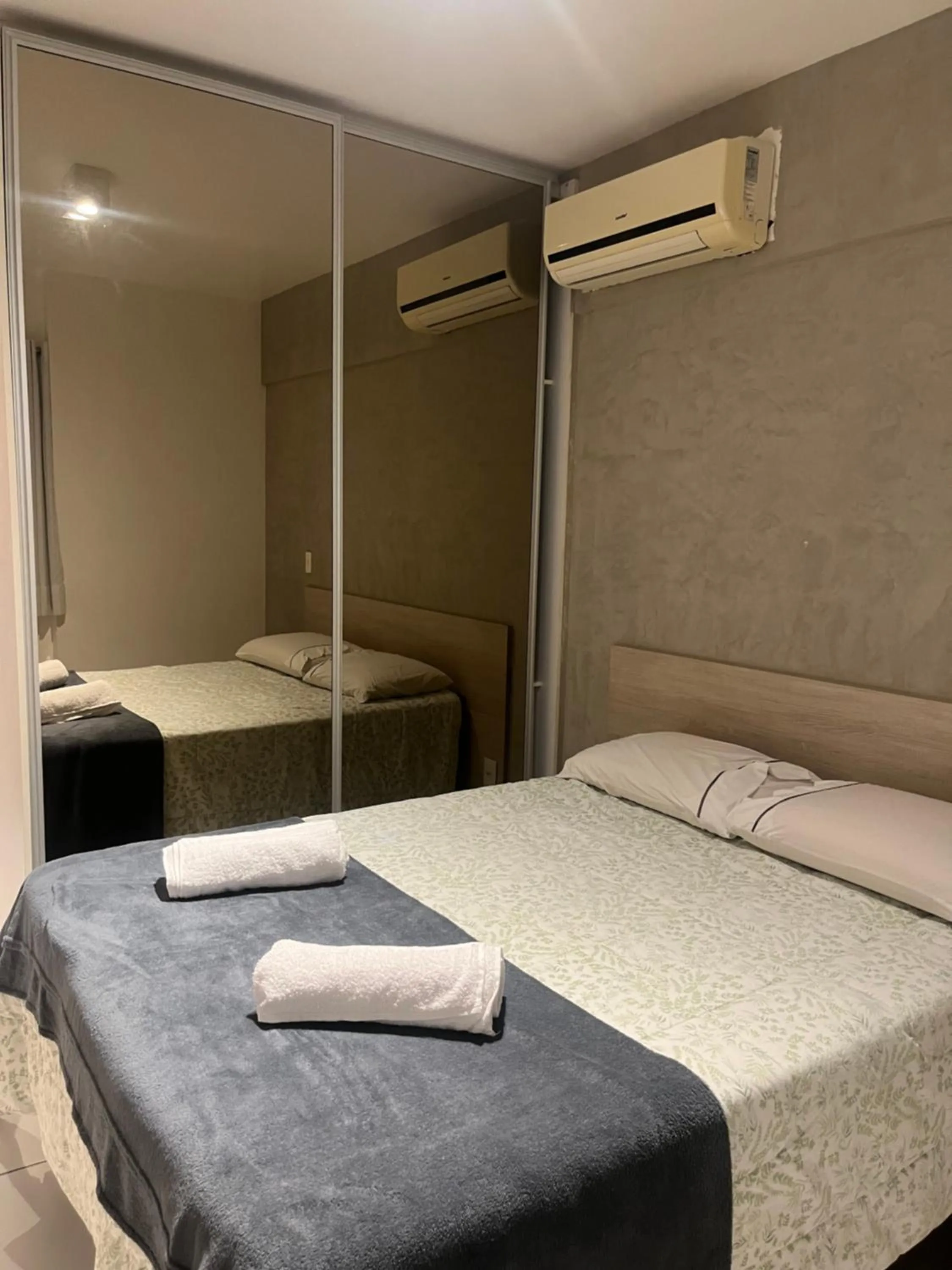 Bed in Apartamento Ponta Verde