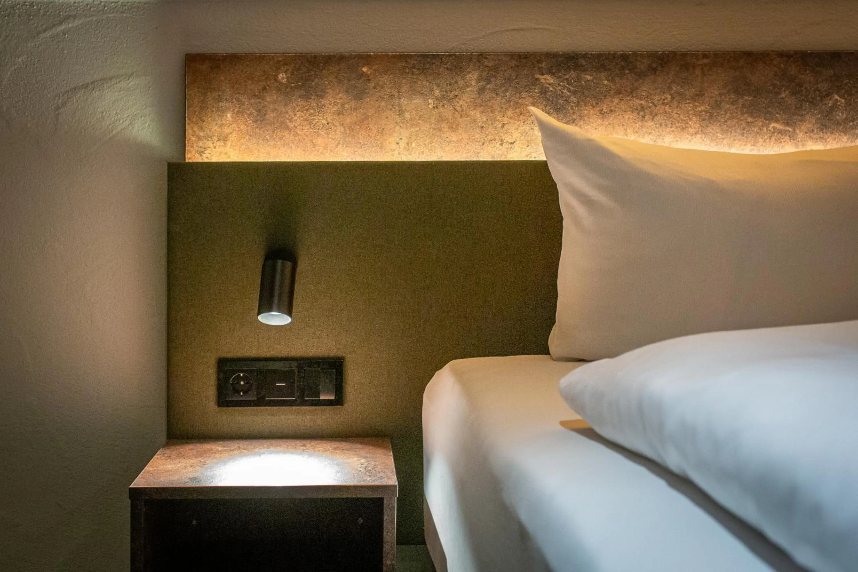 Photo of the whole room, Bed in Hotel Hofgut Sternen - Ravennaschlucht