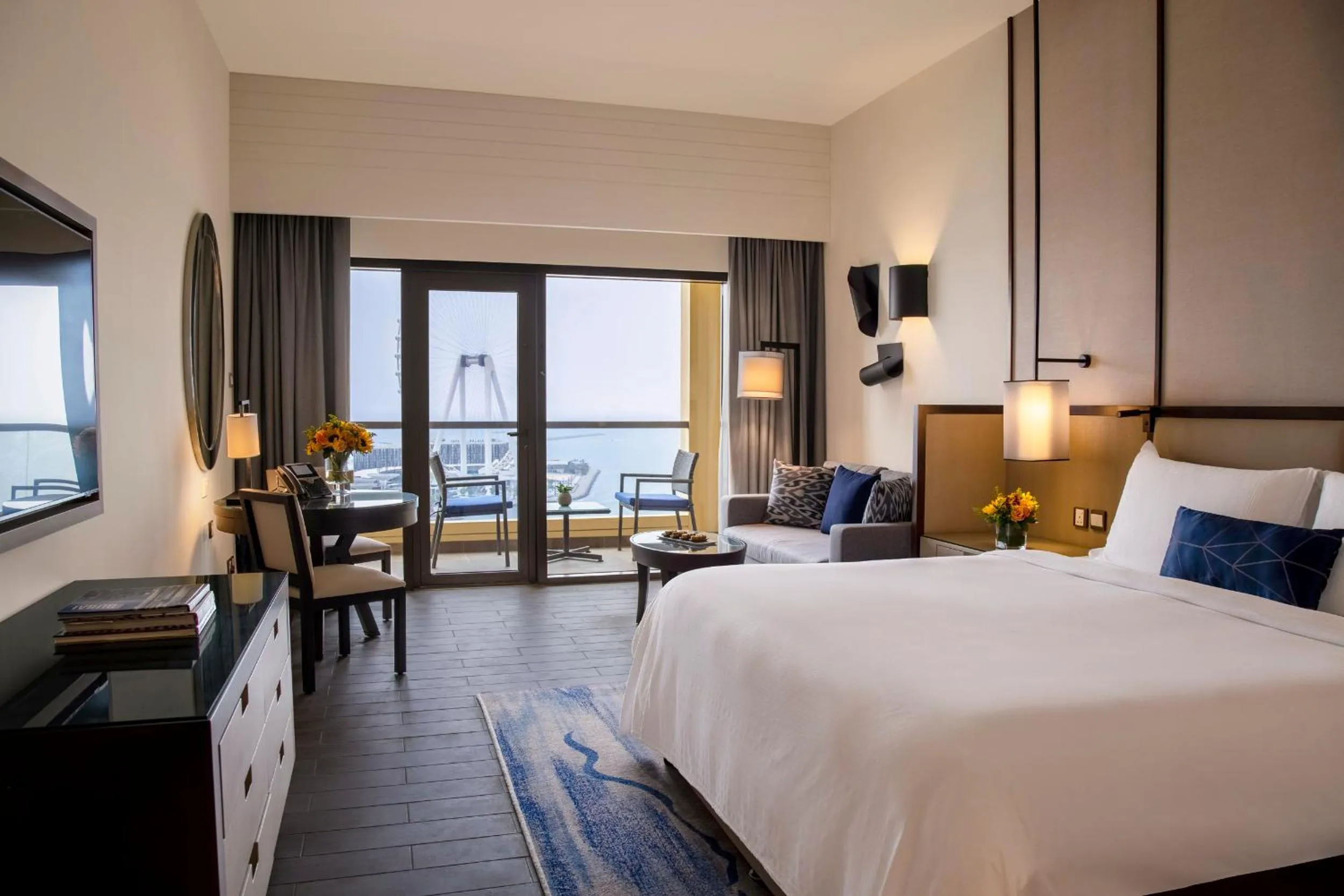 Sea Front View Room with Balcony and Lounge Access - single occupancy - King Bed  in Amwaj Rotana, Jumeirah Beach - Dubai