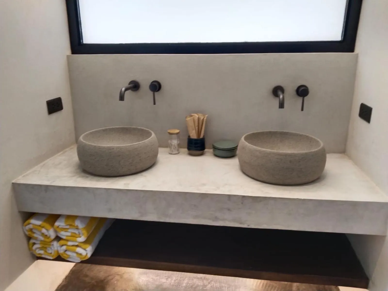 Surfing Temple Hotel Boutique