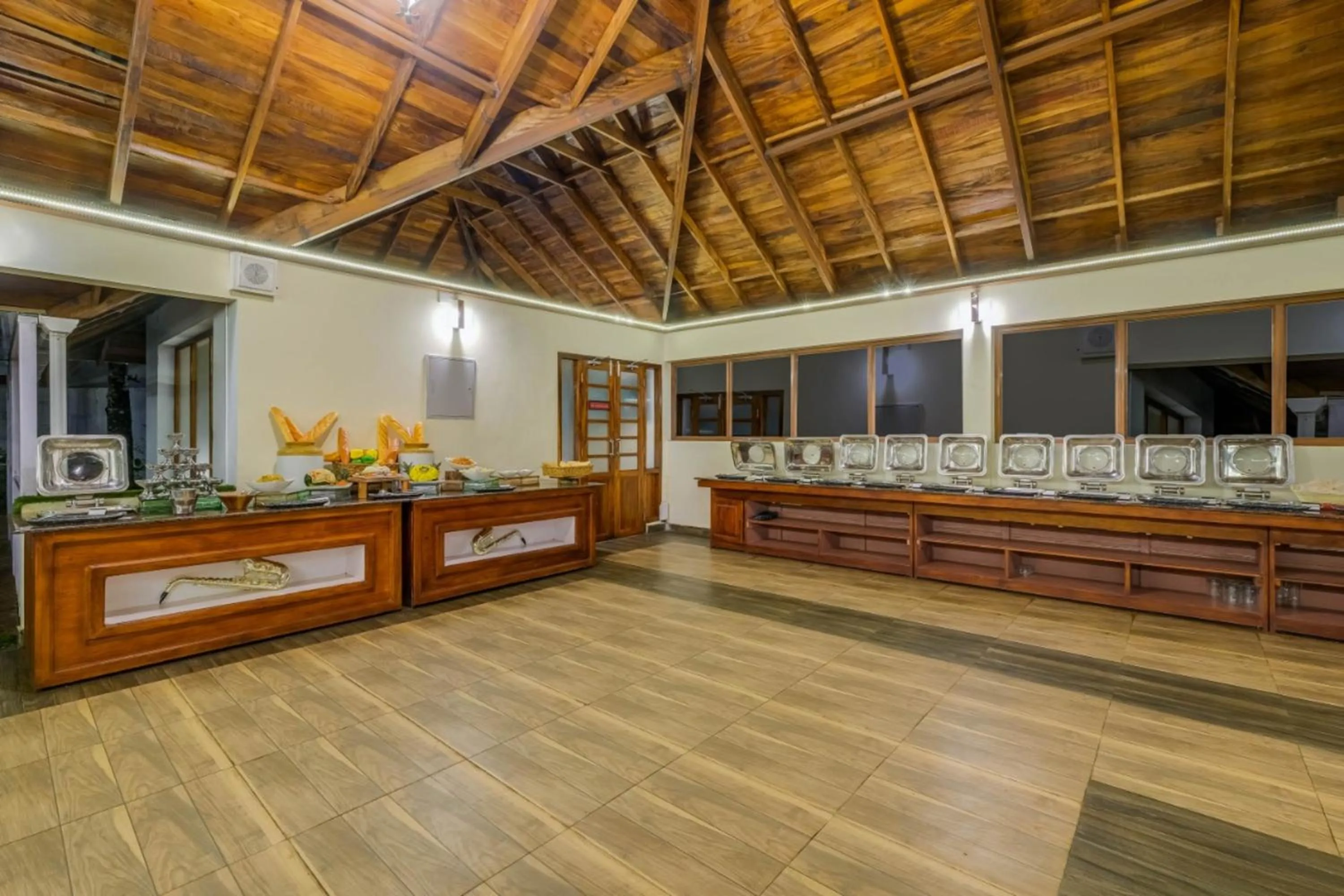 Restaurant/places to eat in Southern Panorama Indriya Resorts & Spa