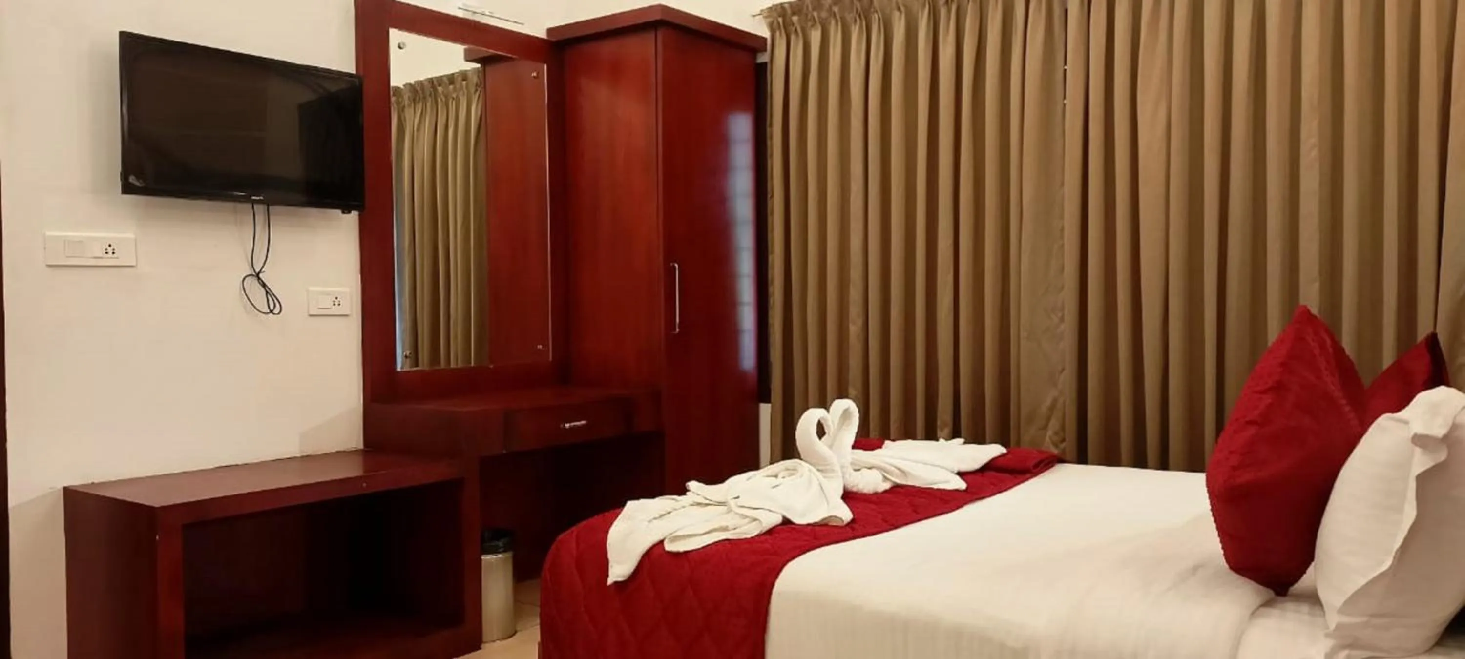 Photo of the whole room, Bed in Southern Panorama Indriya Resorts & Spa