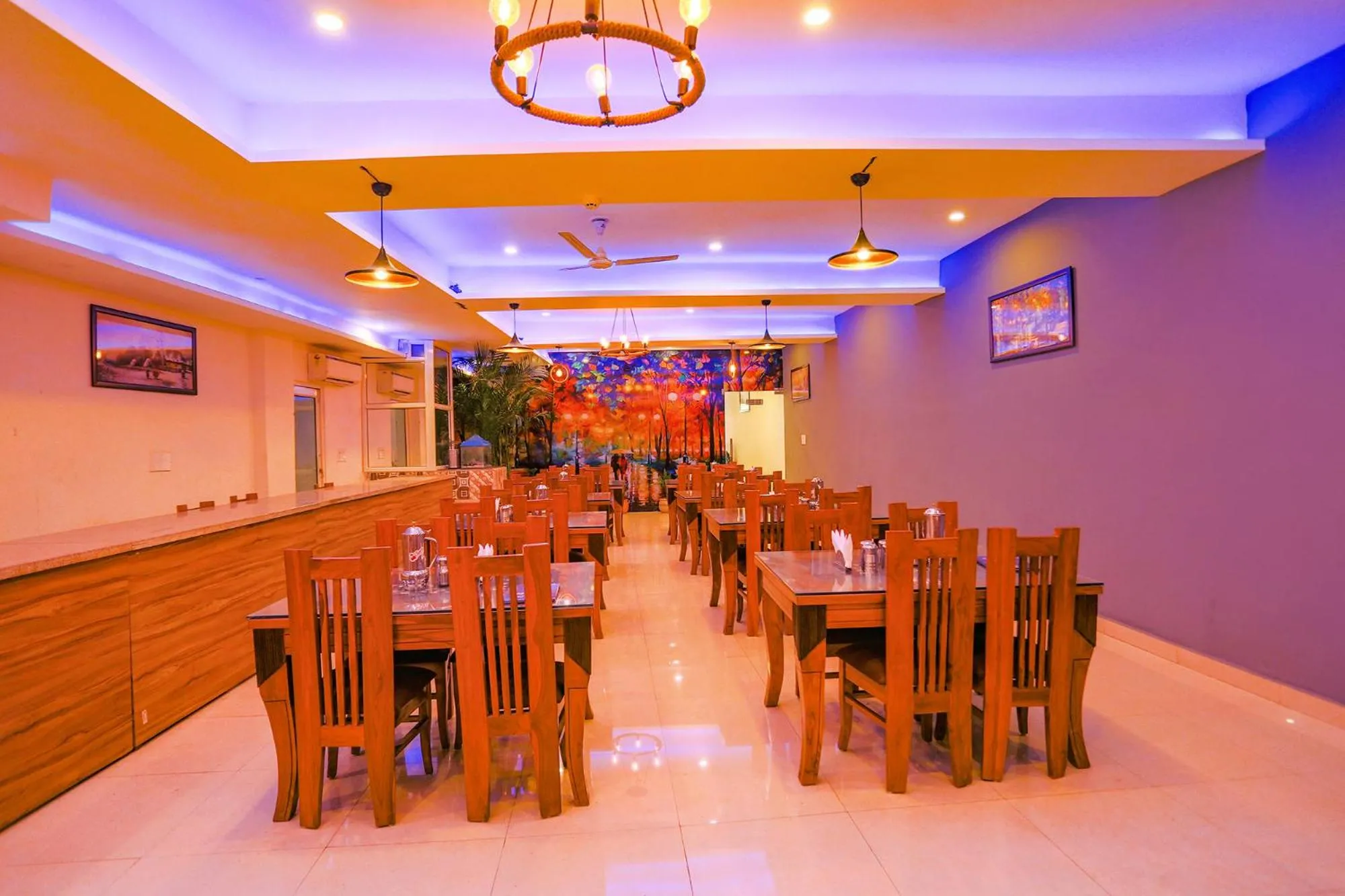 Restaurant/places to eat in FabHotel The Kiara Near IGI Delhi Airport
