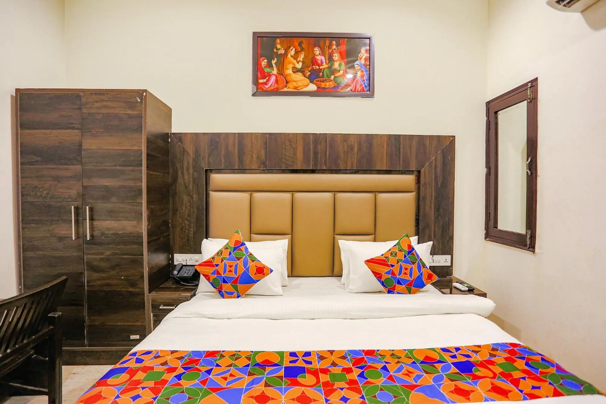 Bed in FabHotel The Kiara Near IGI Delhi Airport
