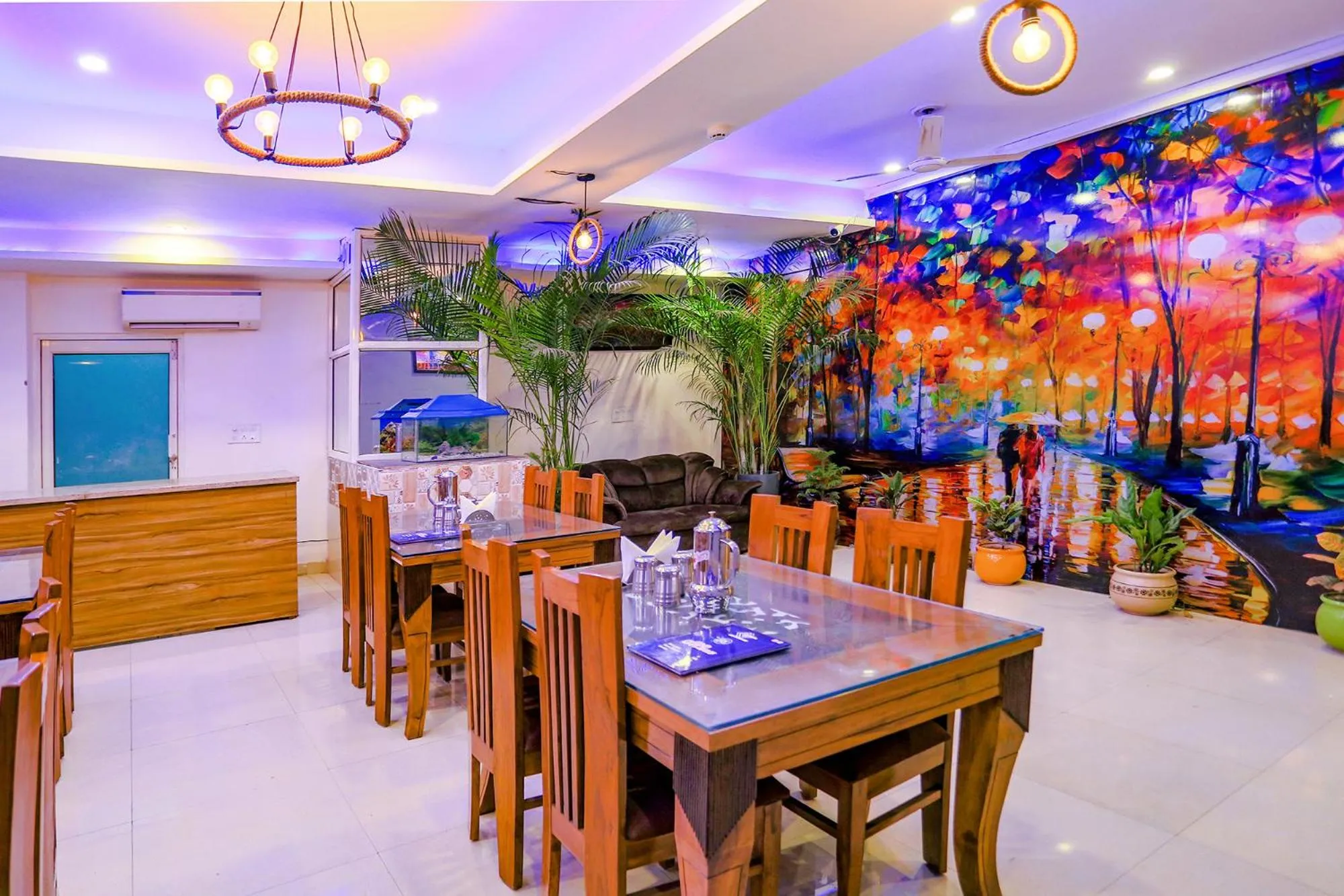 Restaurant/places to eat in FabHotel The Kiara Near IGI Delhi Airport