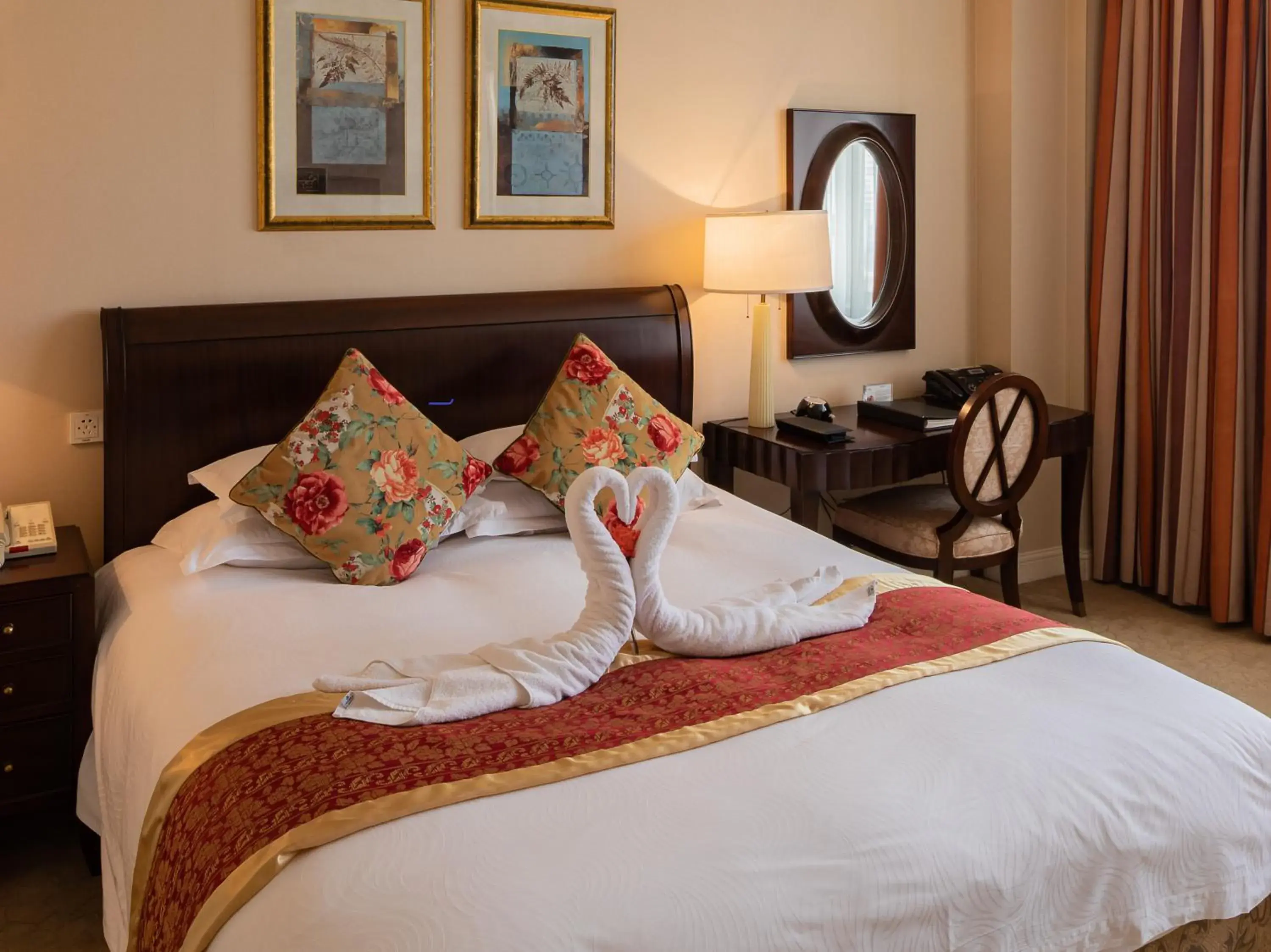 Deluxe Double with City View in Broadway Mansions Hotel - On the Bund - Journey Through Time Old Shanghai Republic Dreams Deluxe Double with City View in Broadway Mansions Hotel - On the Bund - Journey Through Time Old Shanghai Republic Dreams