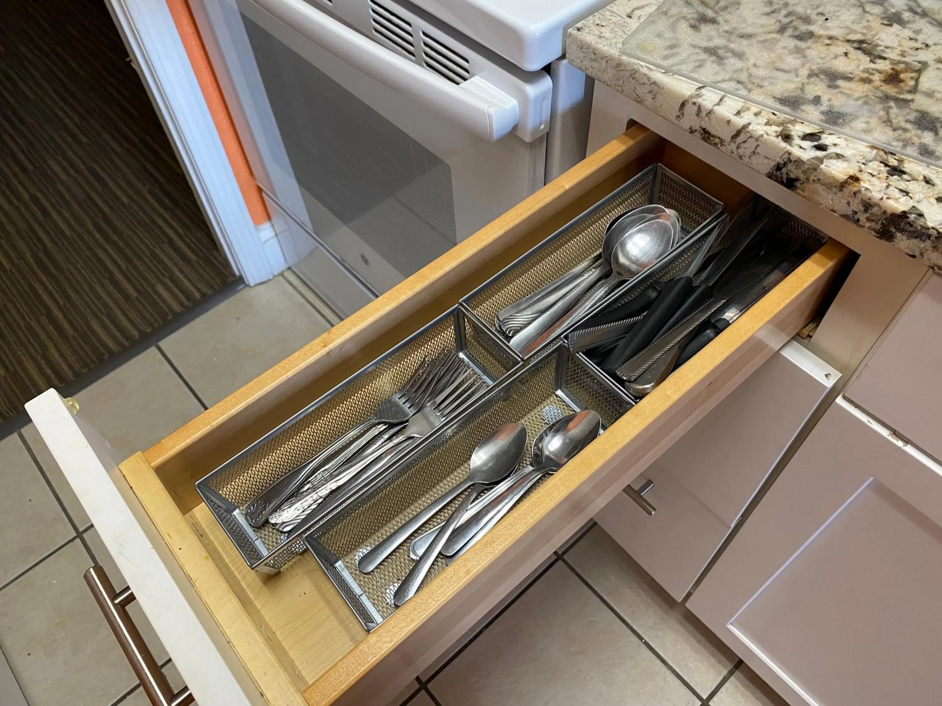 Direct oceanfront, separate bedroom condo, 9th floor, unbelievable views!