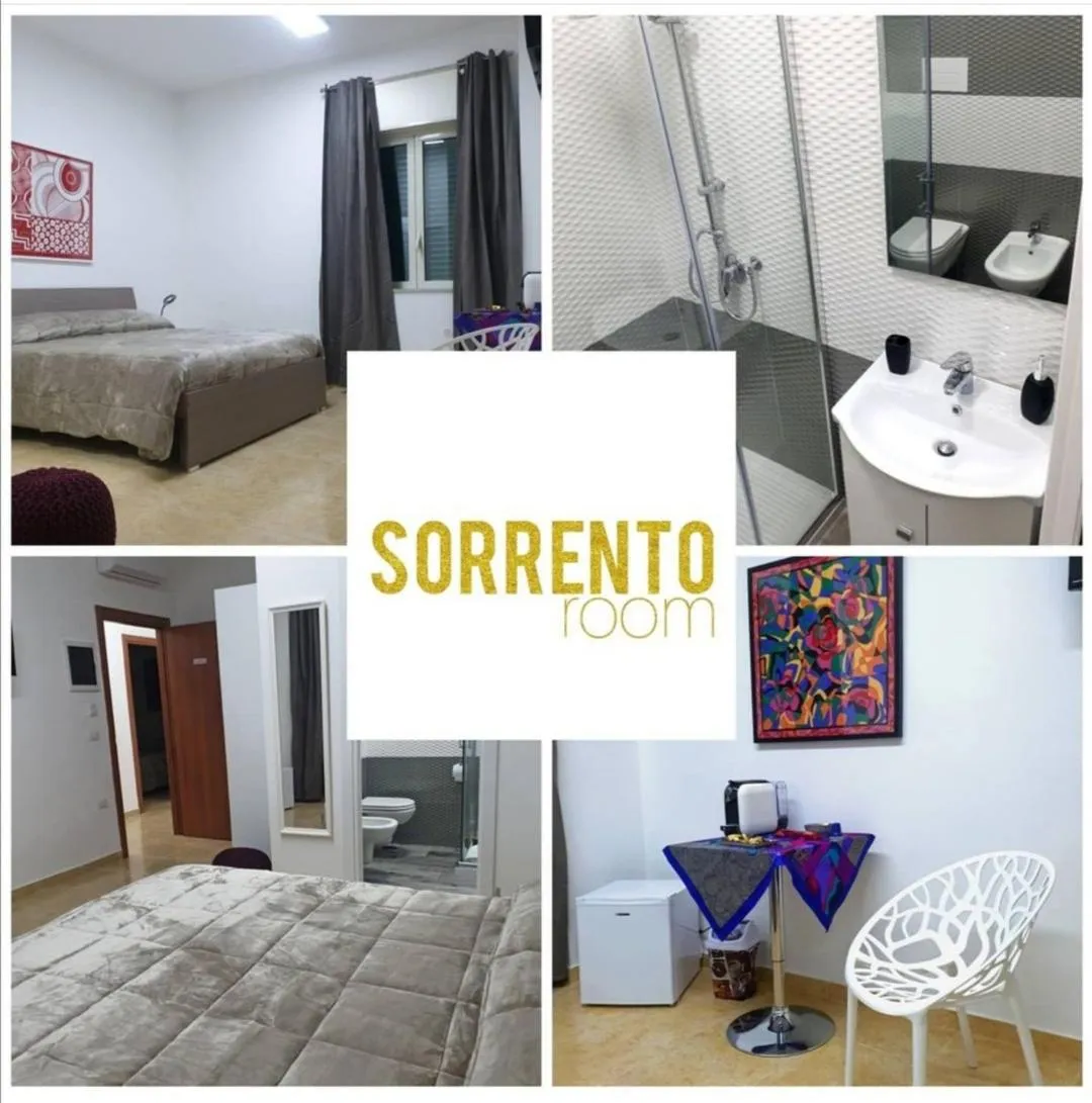 Photo of the whole room, Bed in B&B HERCULANEUM RUINS