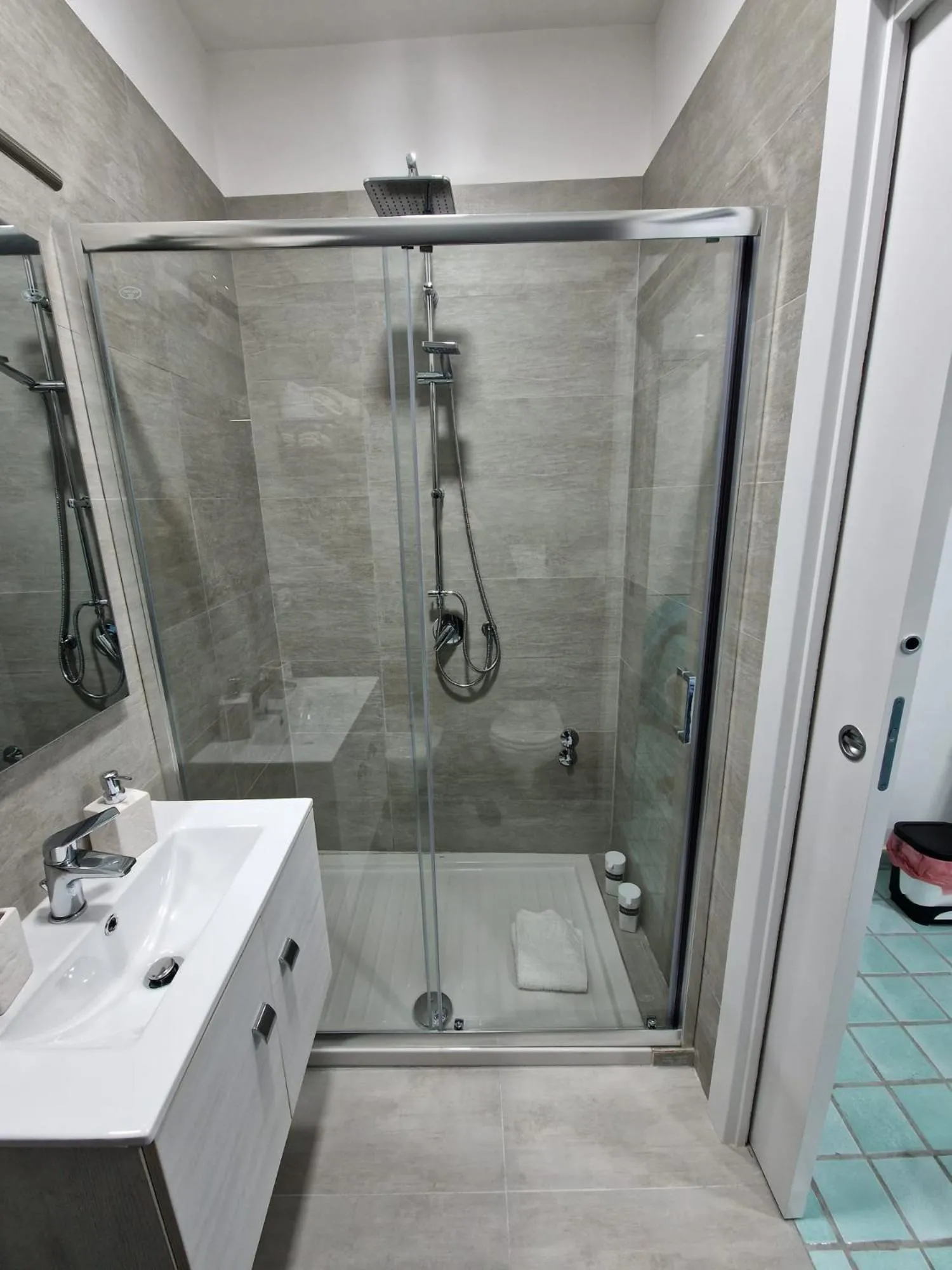 B&B HERCULANEUM RUINS