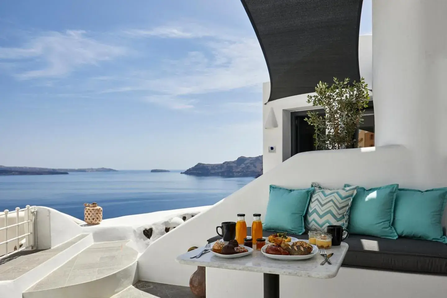 Blue Art Caves Blue Art Caves