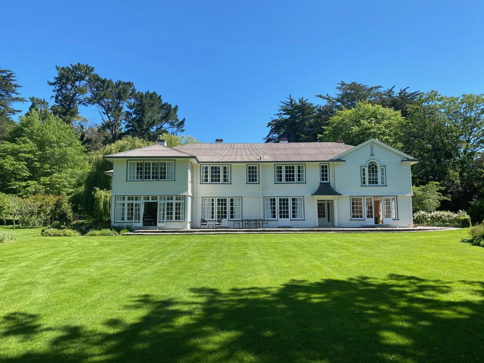 Property building in Tipapa Estate