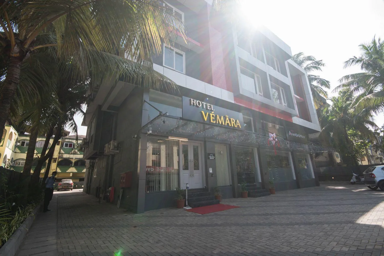 Property building in Hotel Vemara