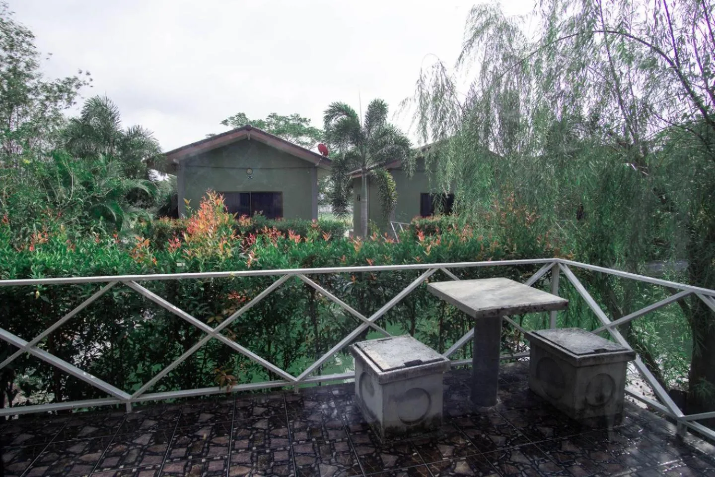 Balcony/Terrace in Long Lake Resort