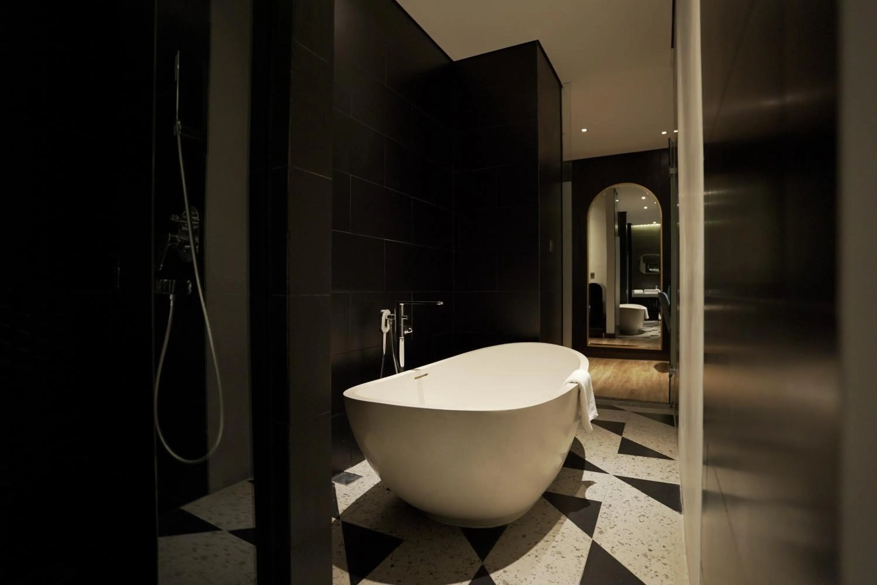 Bathroom in Awann Sewu Boutique Hotel and Suite Semarang