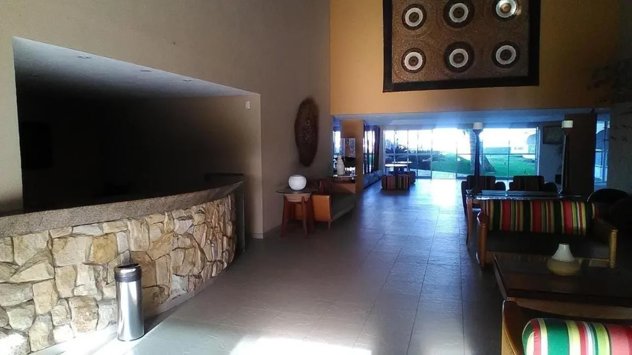 Lobby or reception in Muro Alto Marupiara Suítes