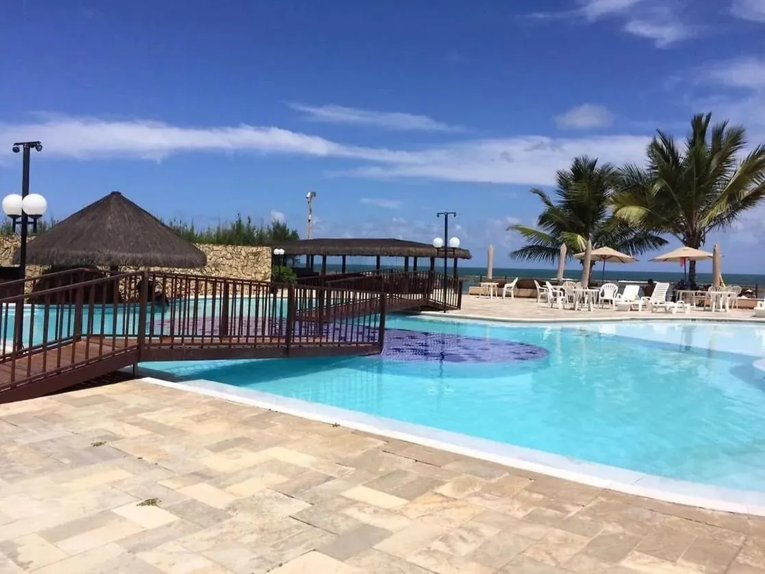 Swimming pool in Muro Alto Marupiara Suítes