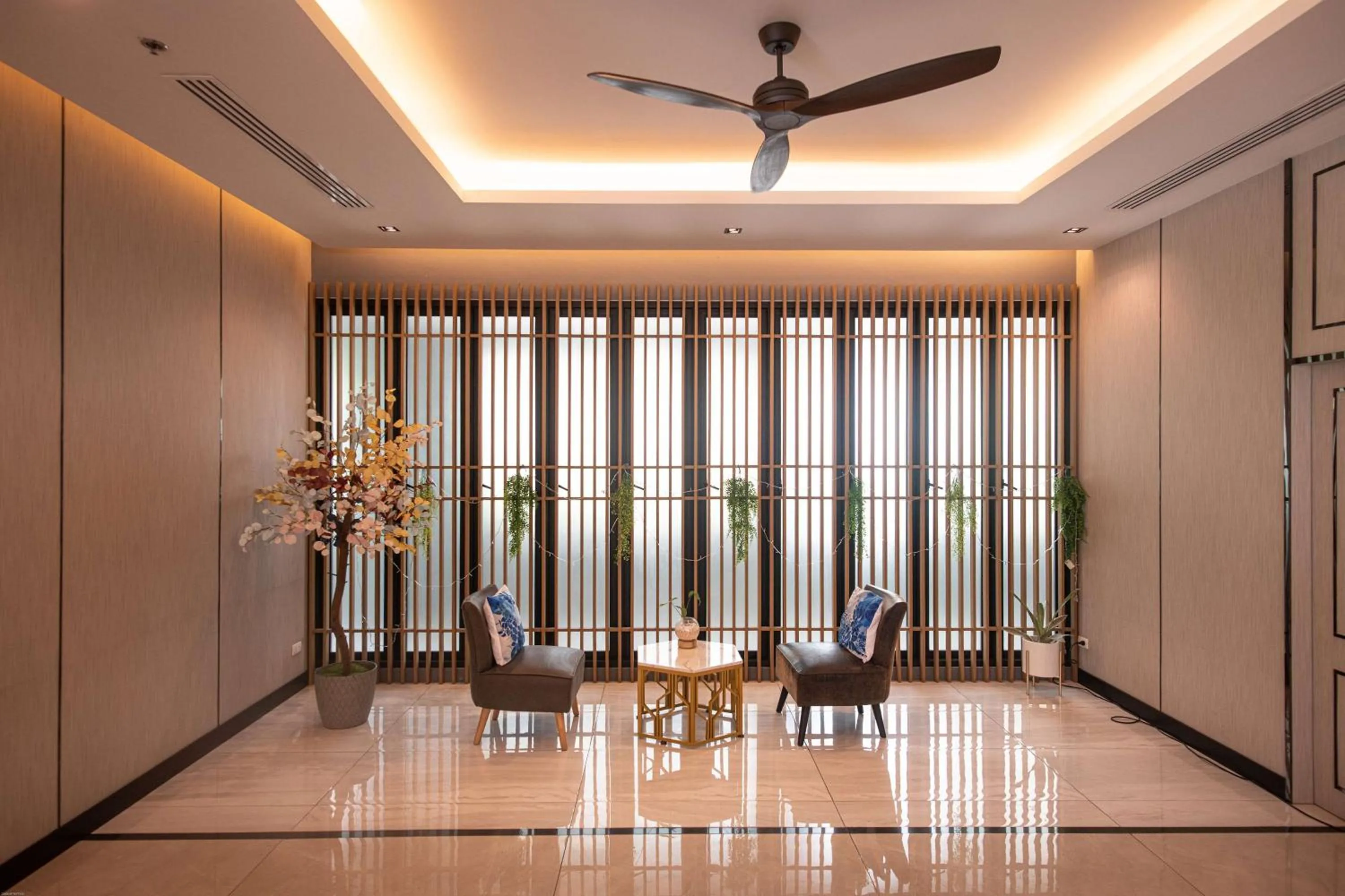 Lobby or reception in Lewit Hotel Pattaya, a member of Radisson Individuals