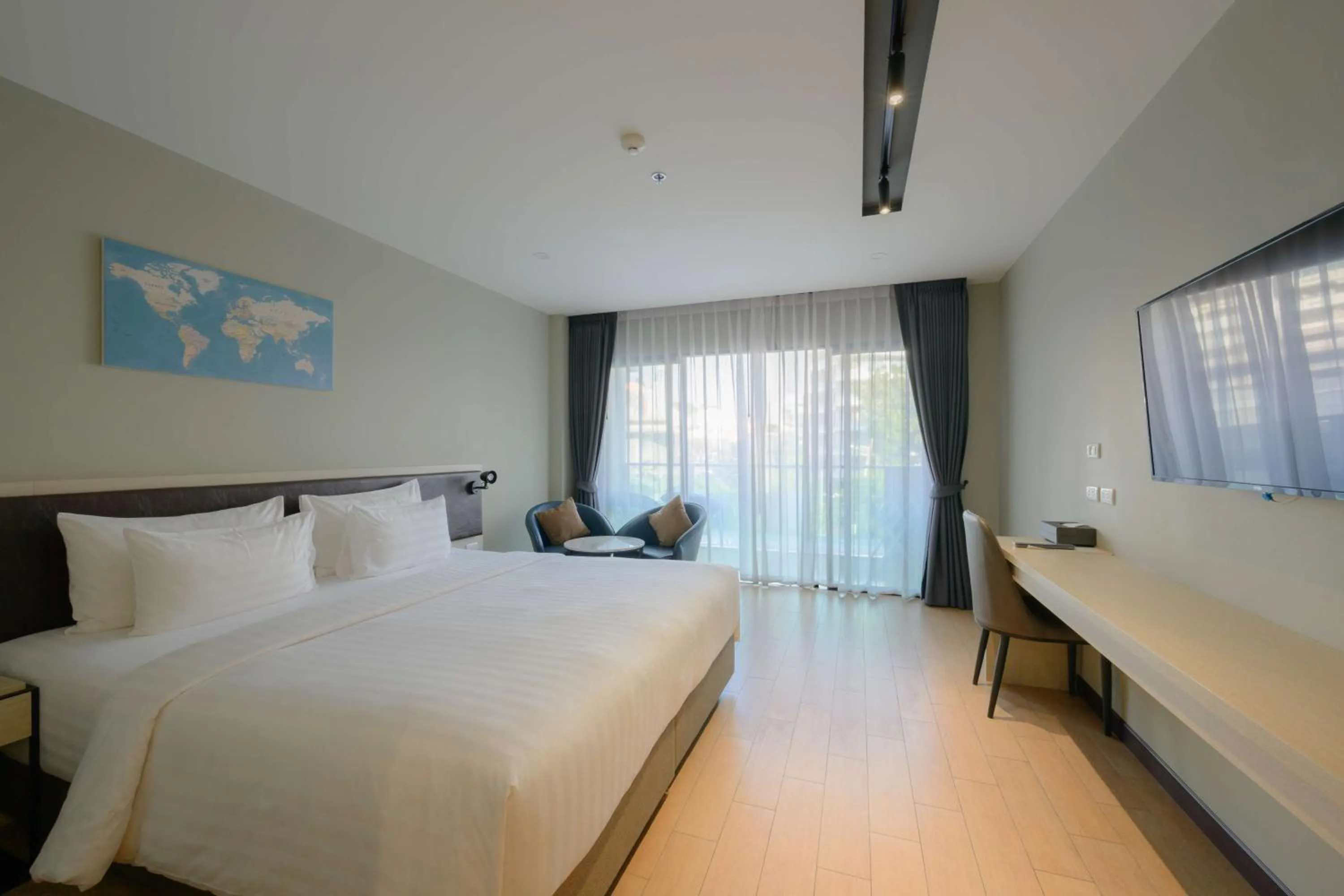 Bedroom, Bed in Lewit Hotel Pattaya, a member of Radisson Individuals