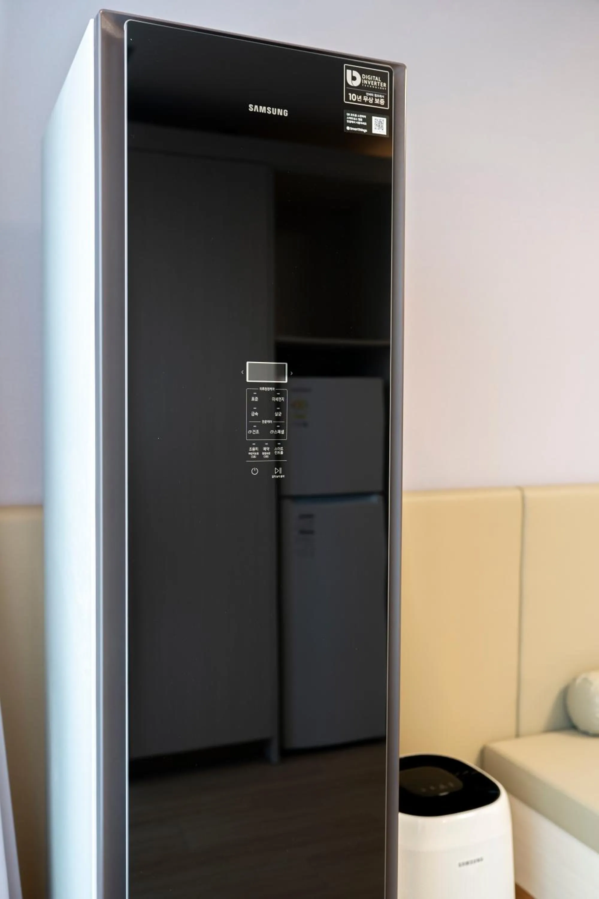 Bedroom in Best Western Asan Hotel