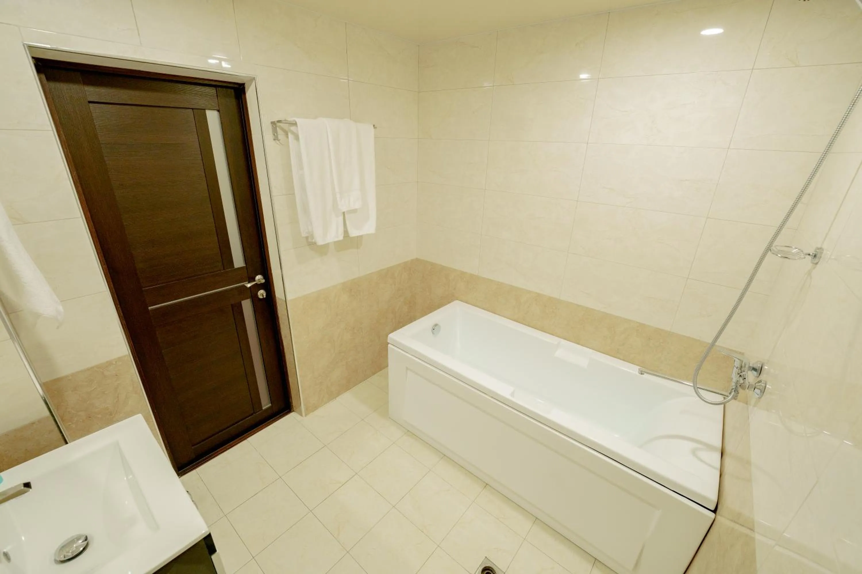 Bathroom in Welcome Inn Hotel