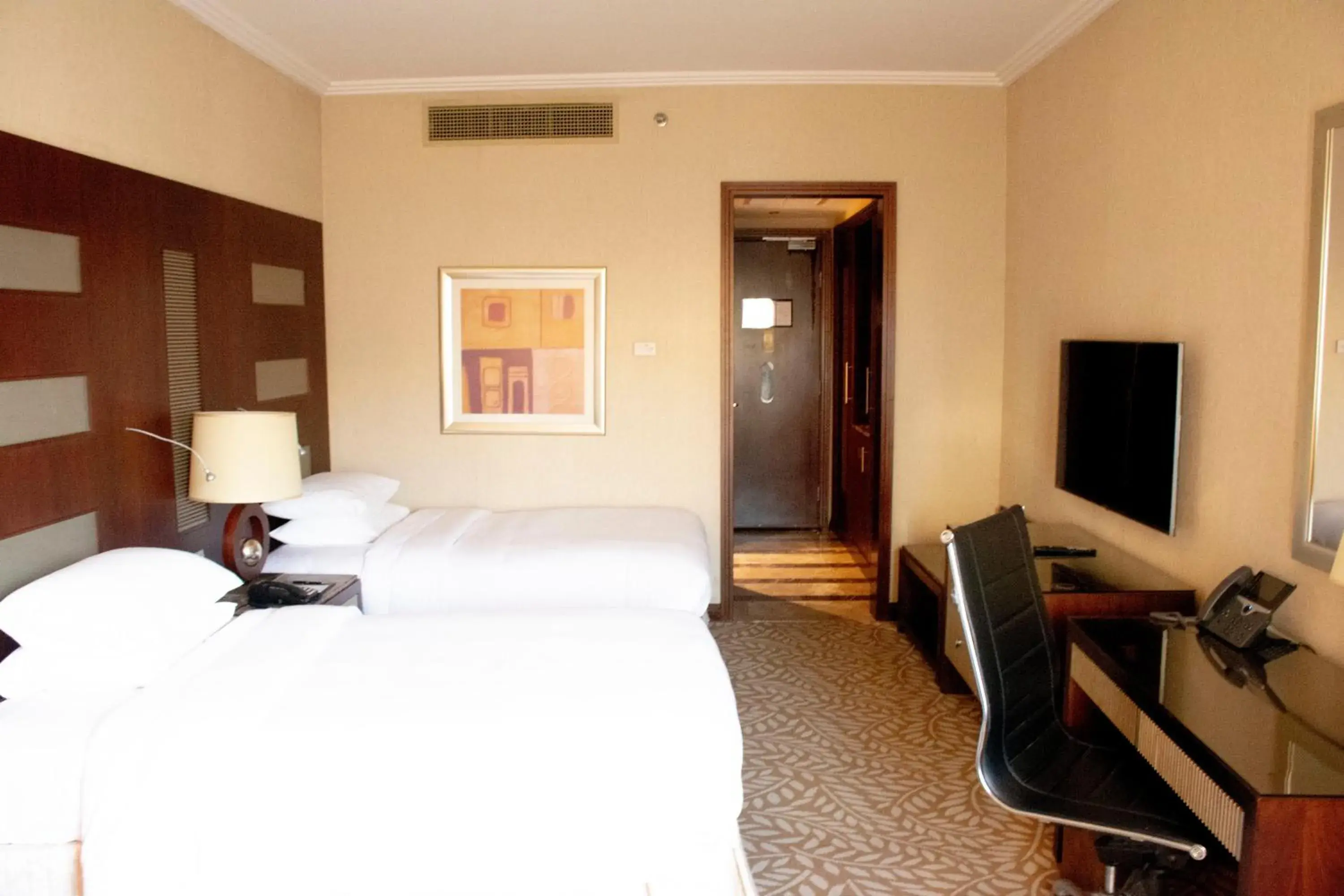 Double or Twin Room with Bathroom in Al Corniche Double or Twin Room with Bathroom in Al Corniche