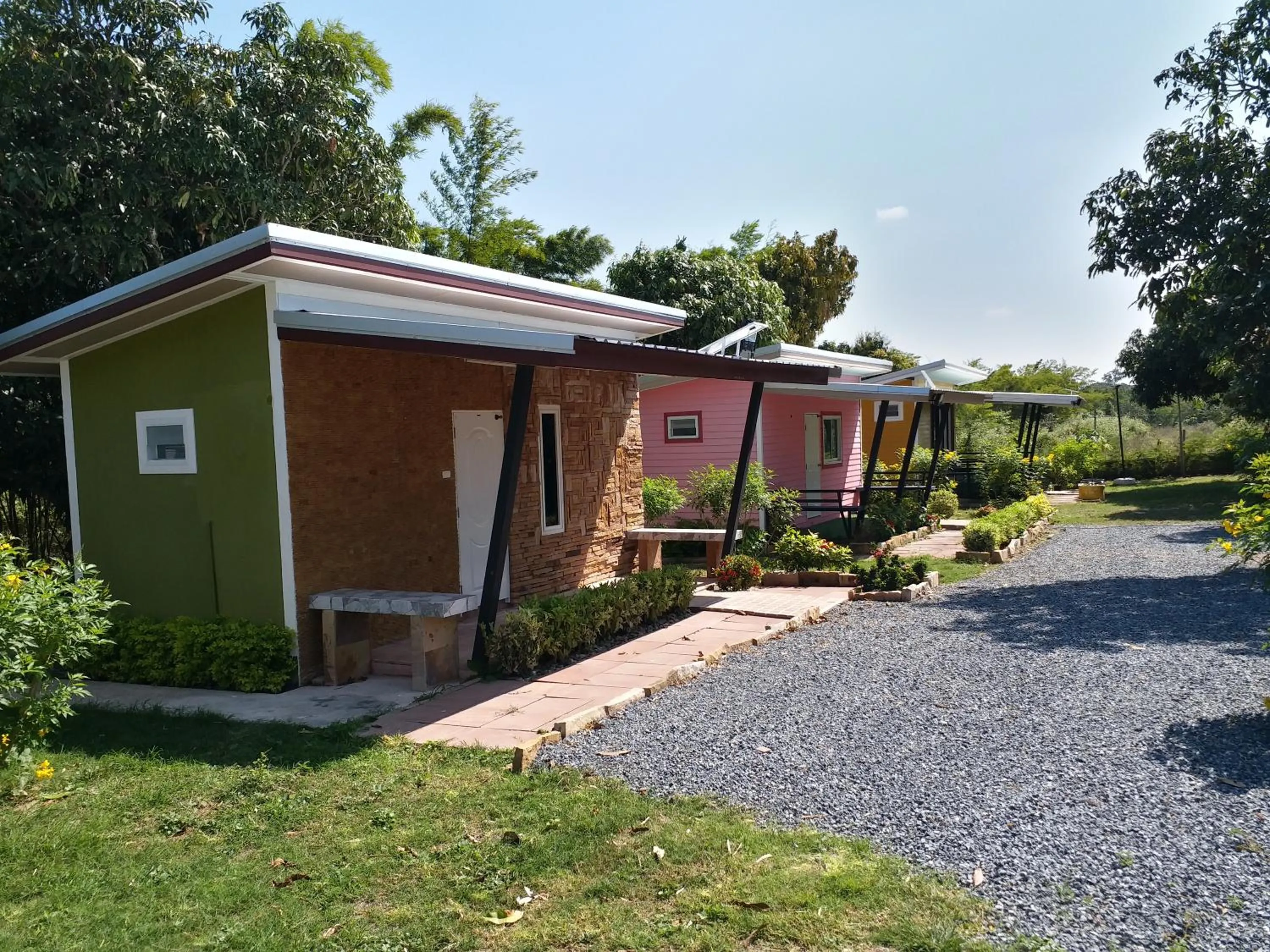 Facade/entrance in Baan Hin Sai Suay