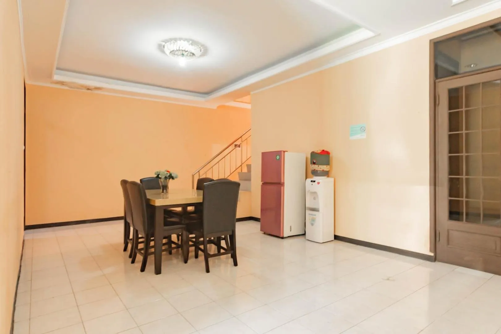 Dinner in Shofy Guest House Mitra RedDoorz