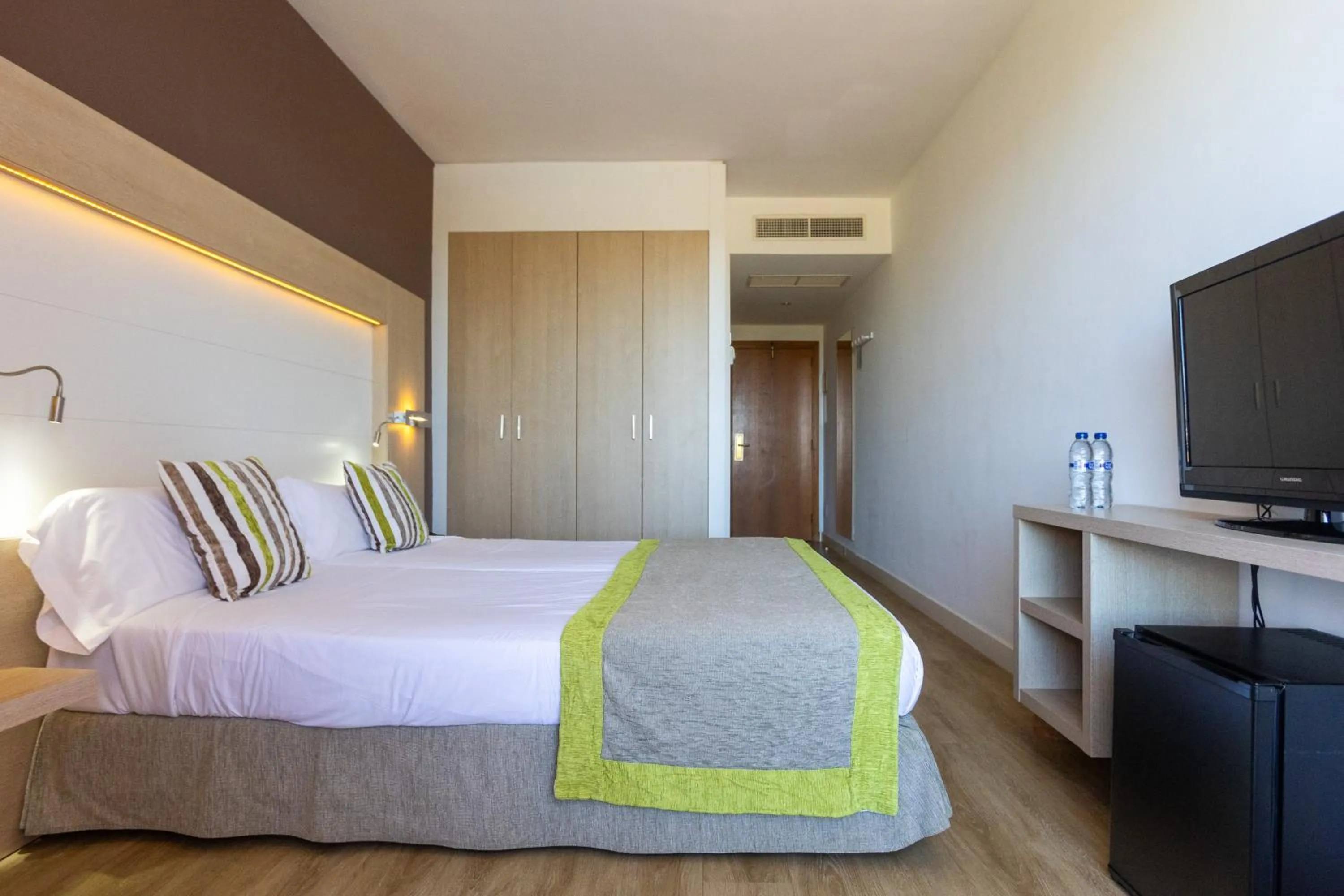 Photo of the whole room, Bed in Hotel Mariant Park