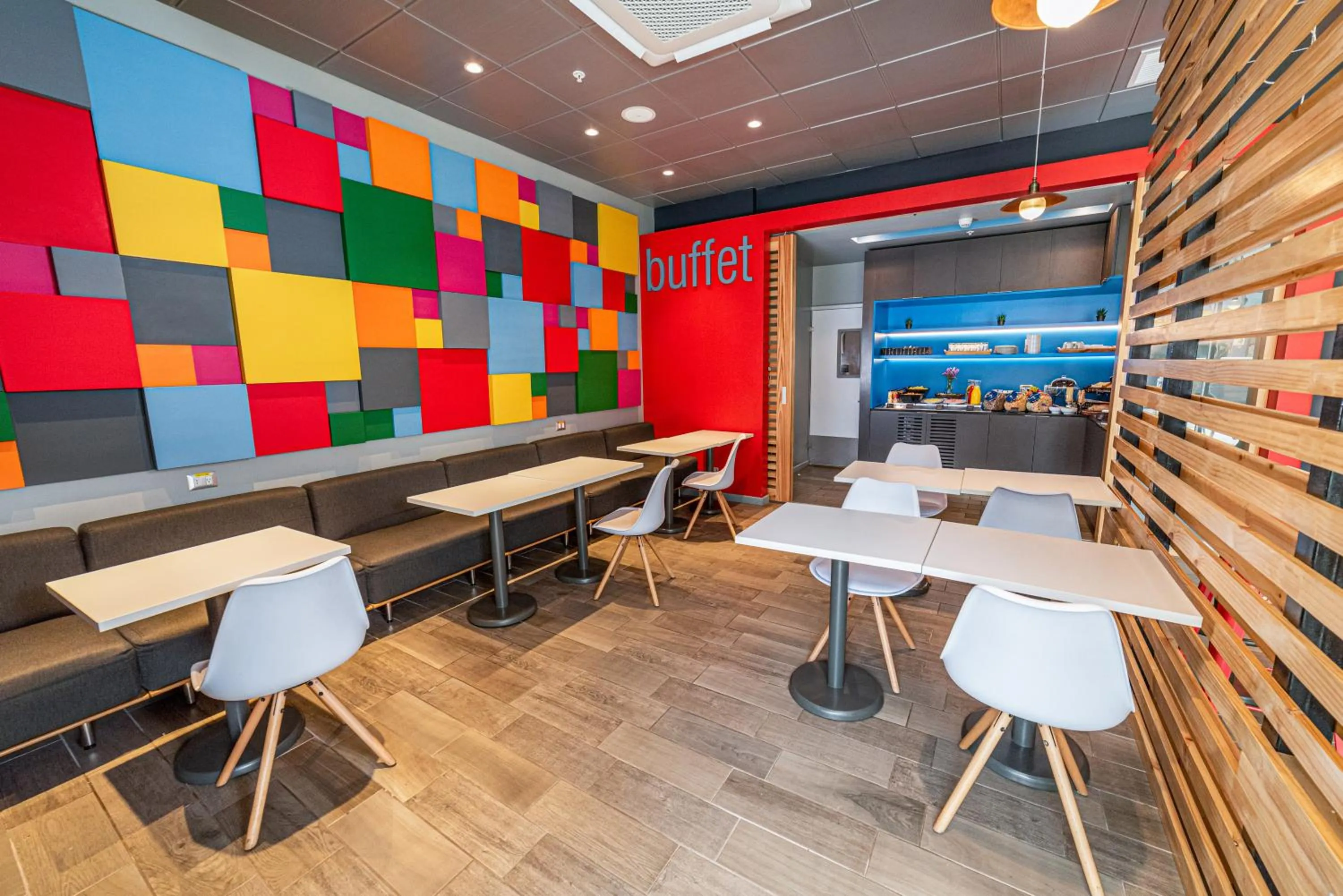 Restaurant/places to eat in ibis budget Lima Miraflores