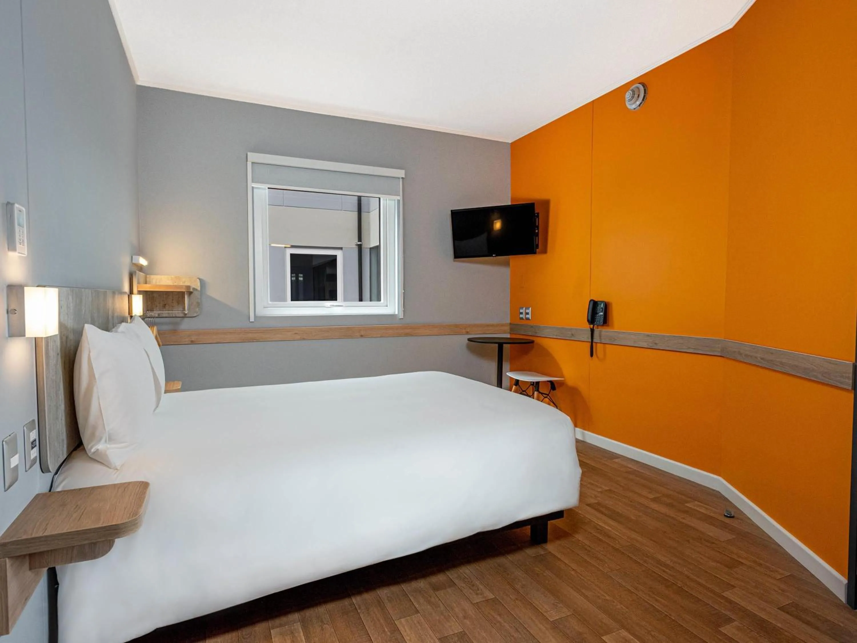 Bedroom, Bed in ibis budget Lima Miraflores