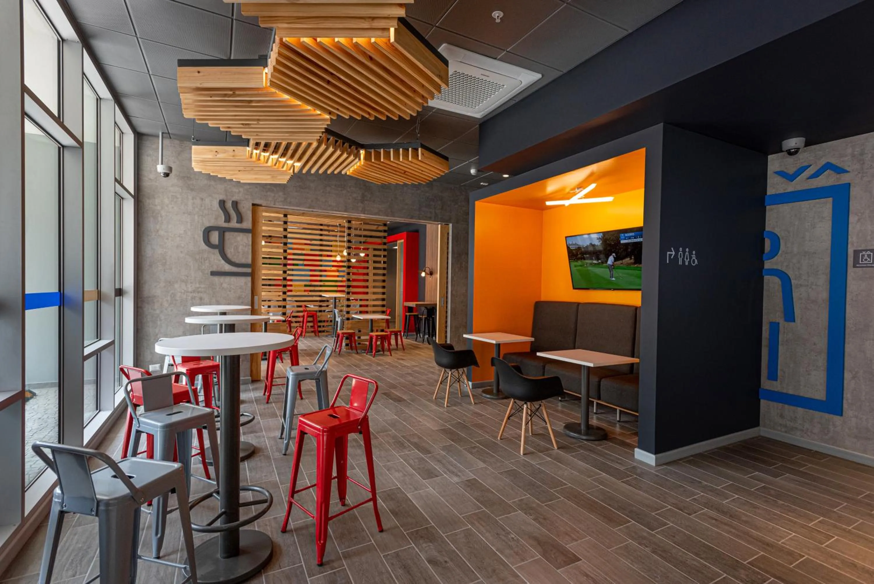 Restaurant/places to eat in ibis budget Lima Miraflores